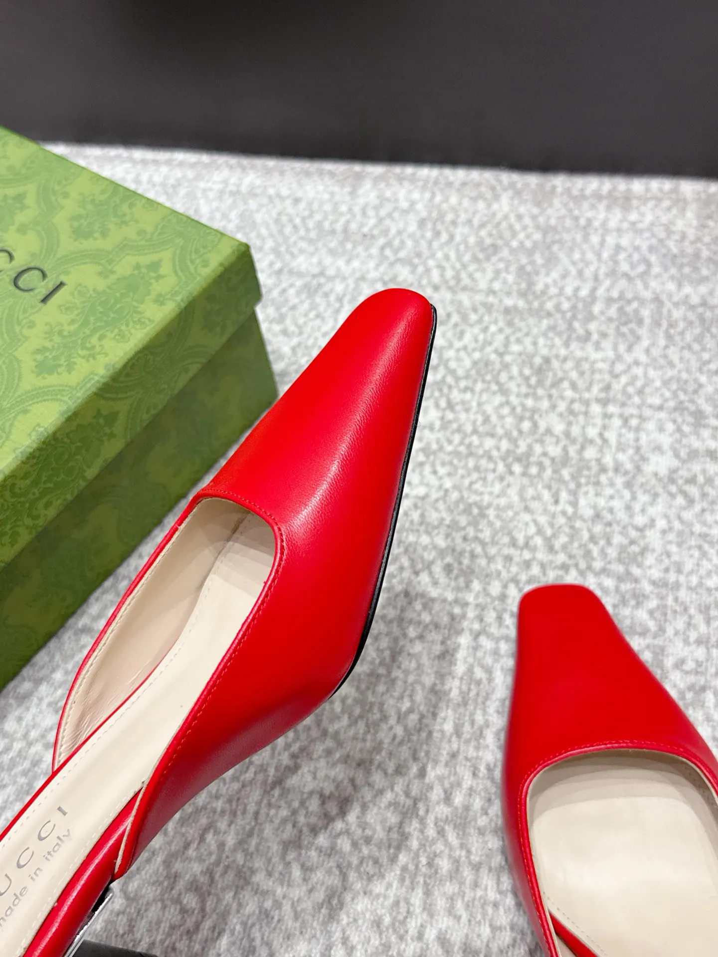 Gucci Logo休闲运动鞋