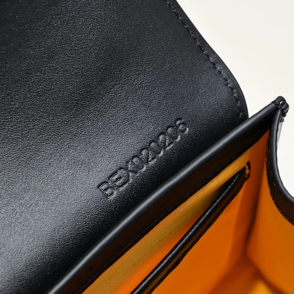 Goyard 黑色 直销 黑色 戈雅 硬西贡Saïgon 手提包 通勤手提款(數字9) Goyard 黑色 直销 黑色 戈雅 硬西贡Saïgon 手提包 通勤手提款(數字9)