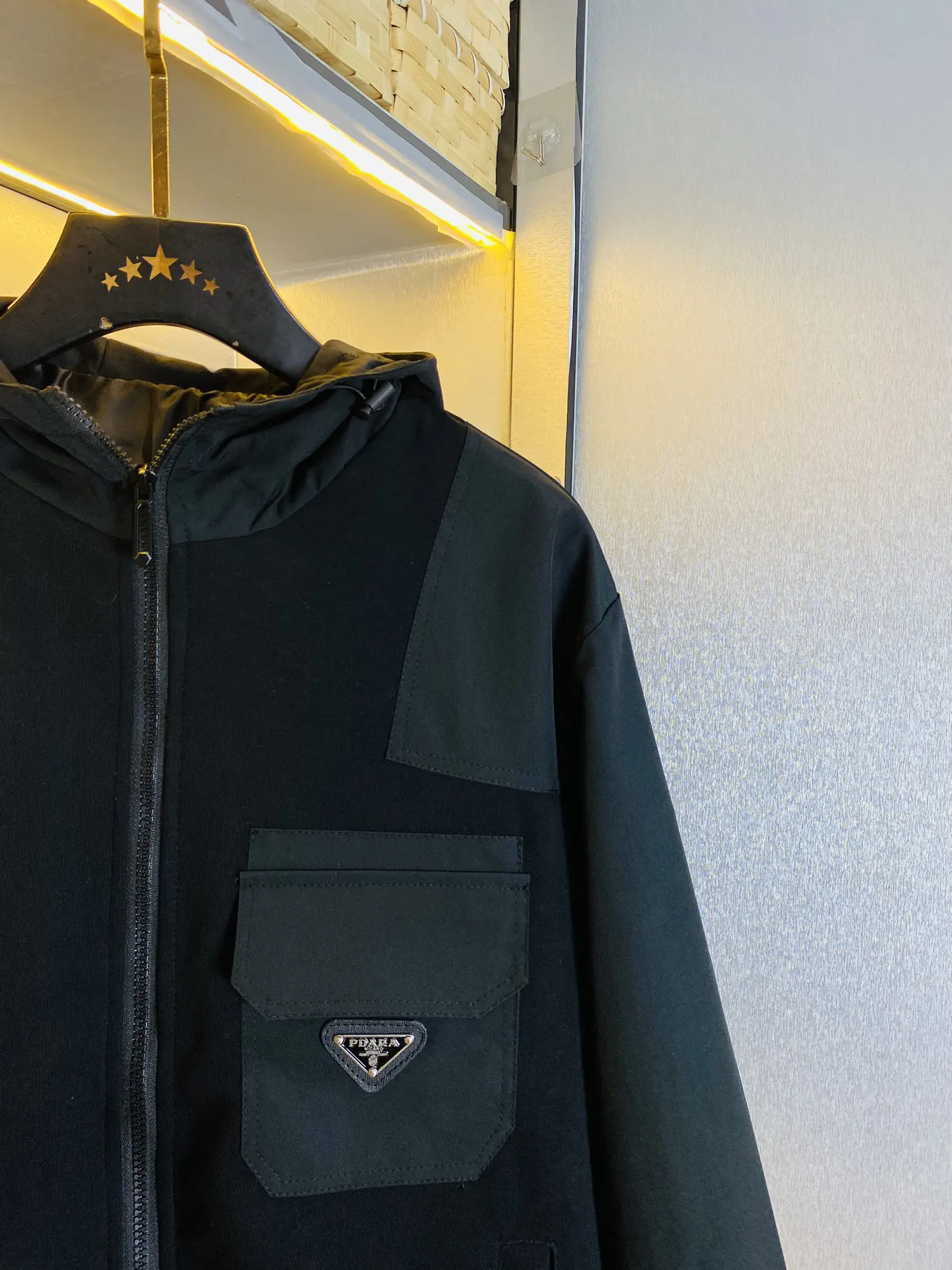 PRADA 夹克外套 通勤休闲款