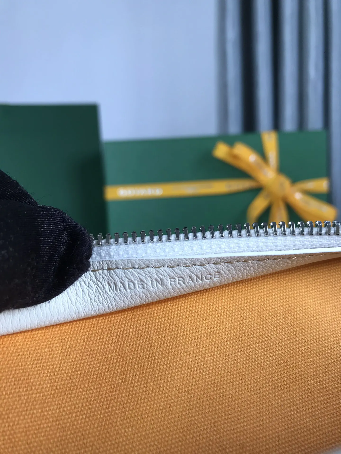 Goyard 黄色 牛皮 手拿包 精致手拿款