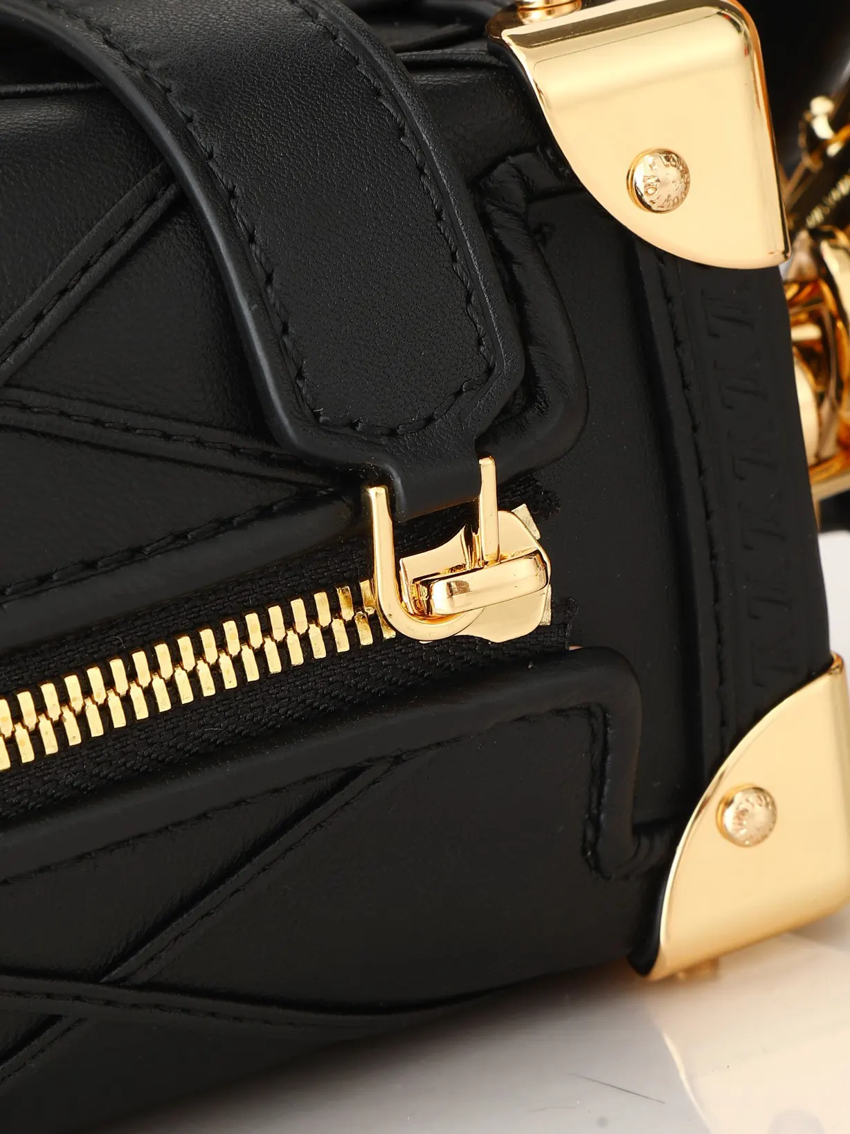 Louis Vuitton Fashion Item | ORBUYBAG