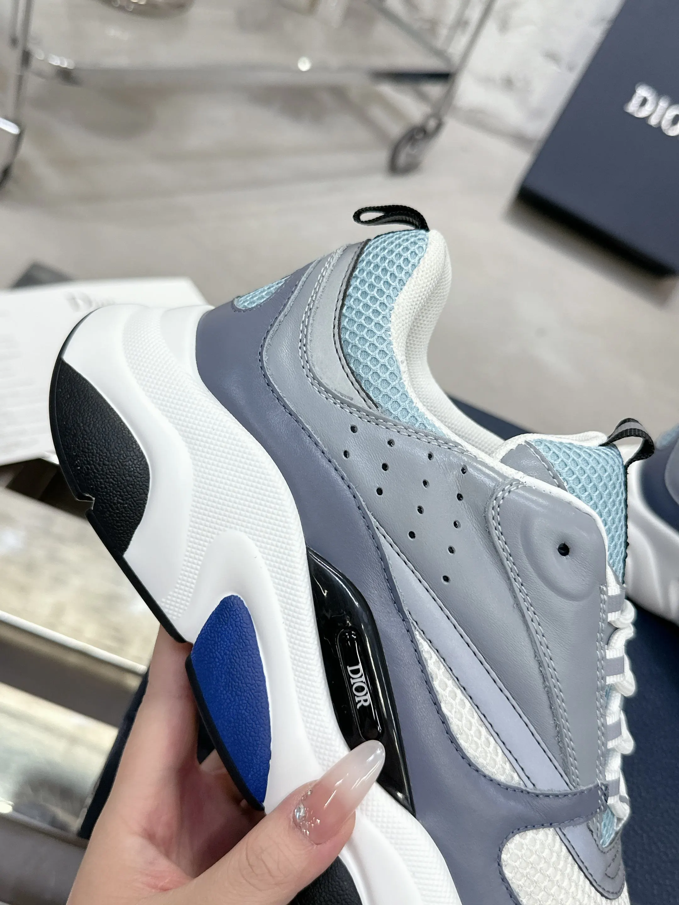 Dior B22 运动鞋