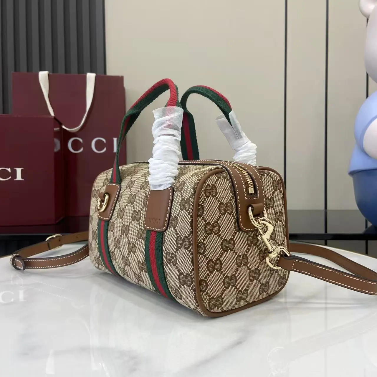 Gucci Brown Gold Fashion Item Travel Canvas