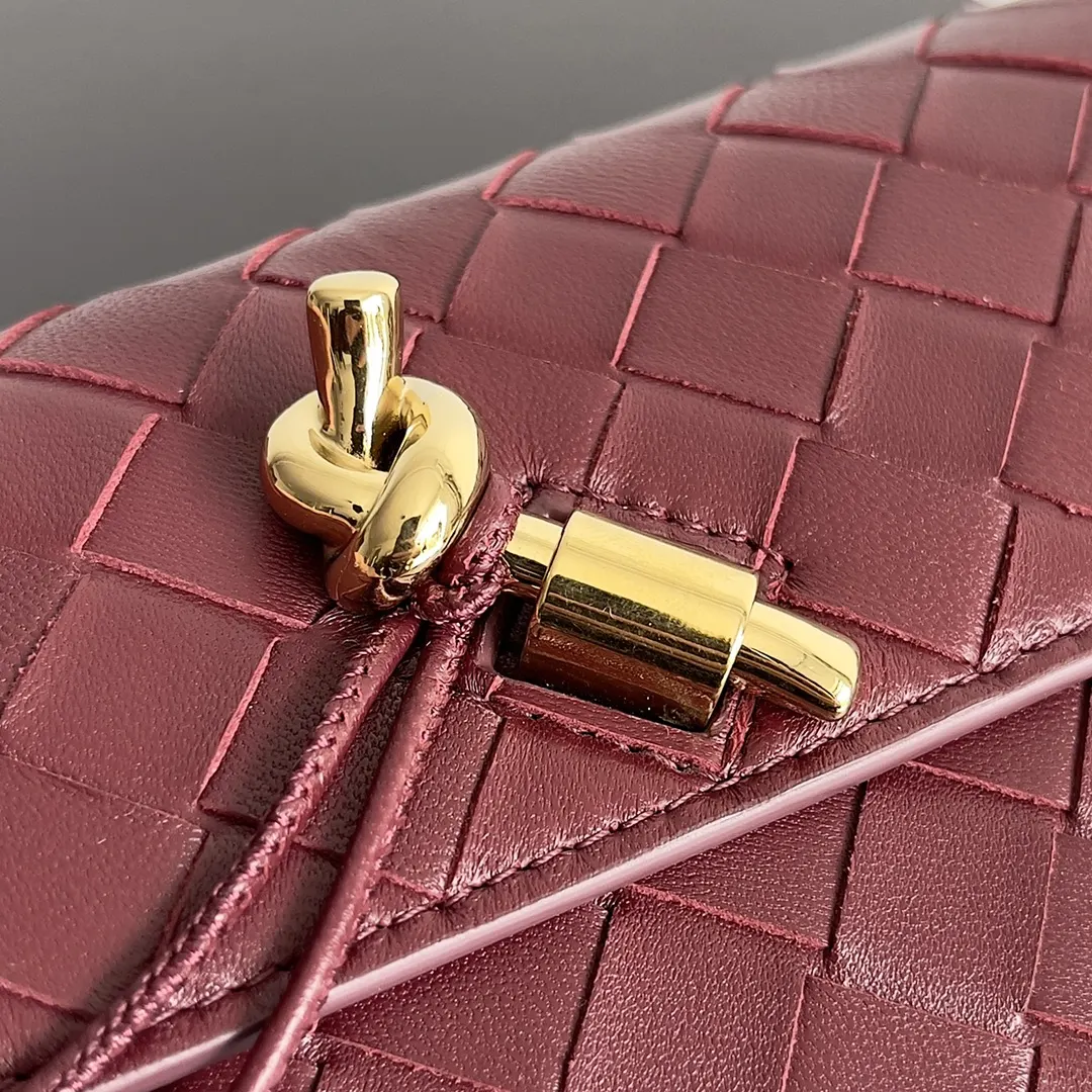 Bottega Veneta 手拿包 精致手拿款