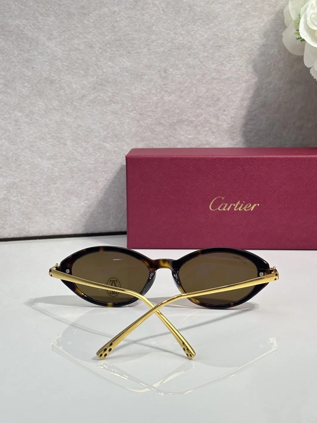Cartier 墨镜 时尚防晒款 款12