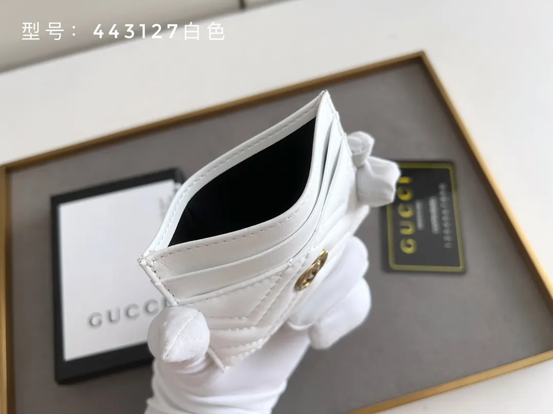 Gucci Marmont 绗缝皮革钱包 日常收纳