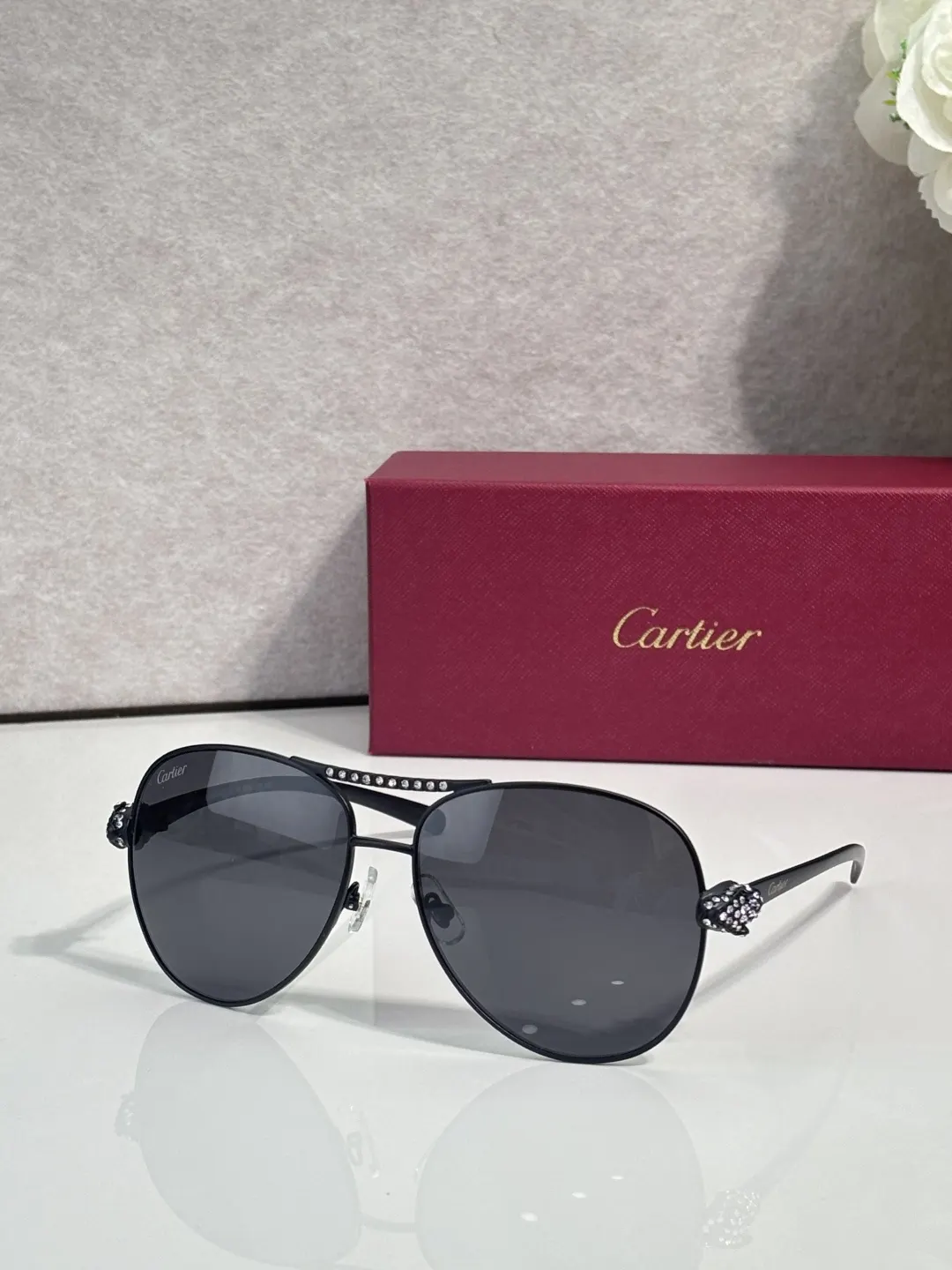 Cartier 墨镜 時尚防晒款