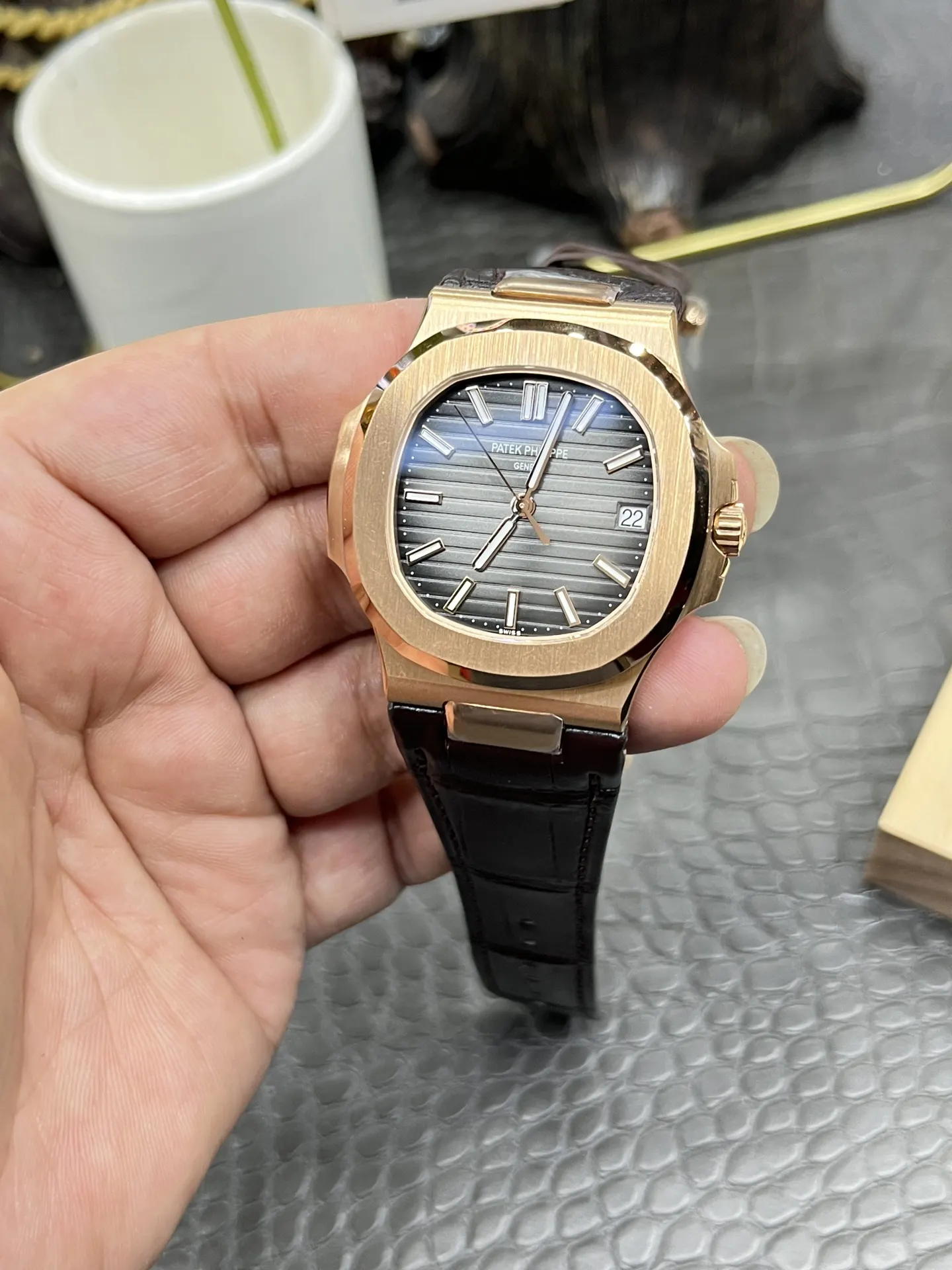 Patek Philippe 玫瑰金 鳄鱼皮 手表 经典腕表款