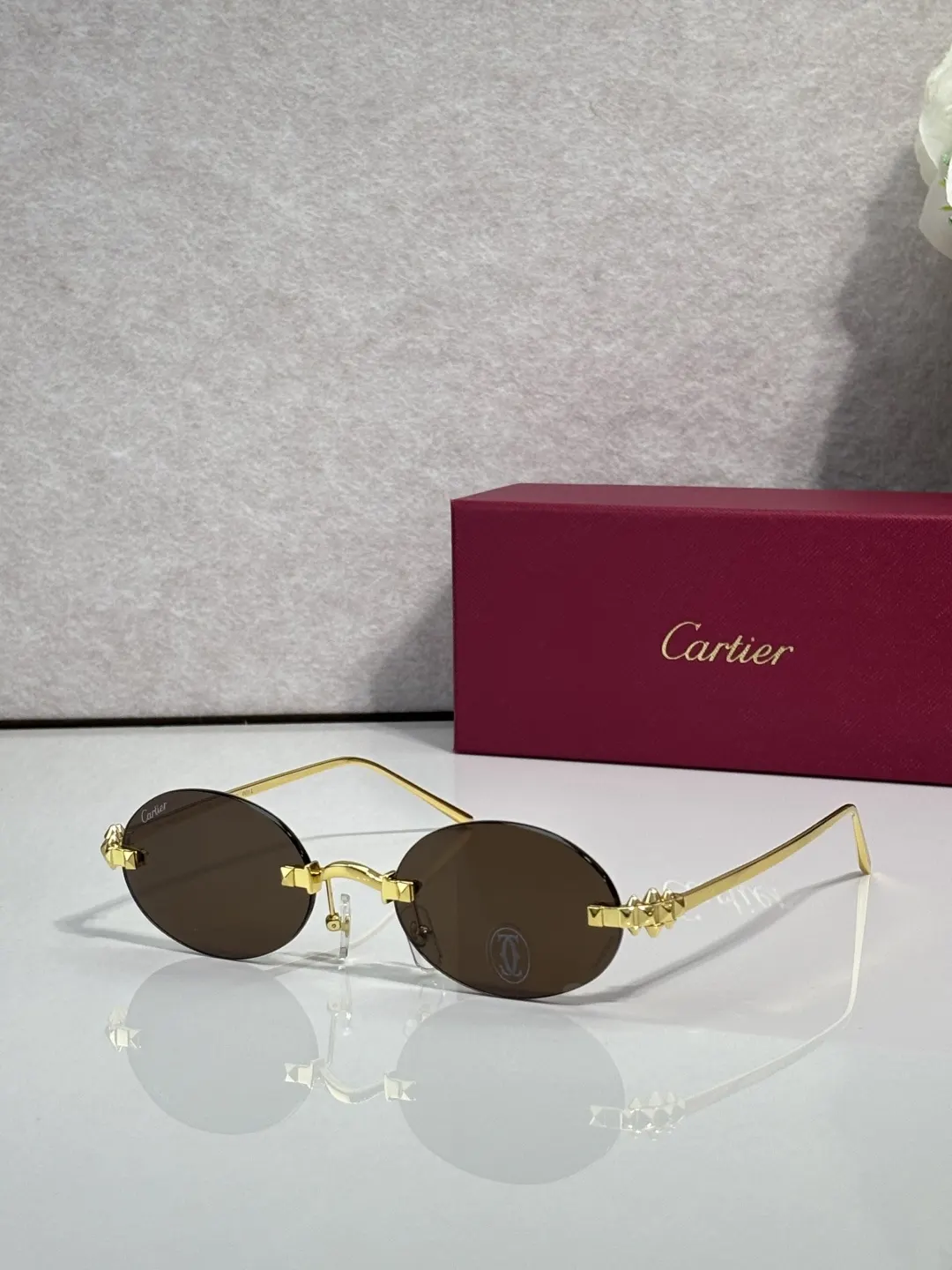 Cartier 墨镜 時尚防晒款