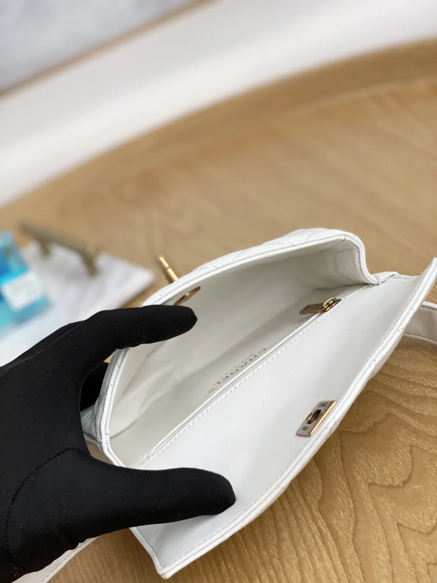 CHANEL 羊皮 真的是美的不要不要的 各种喜欢难以言表 腰包 休闲腰包款