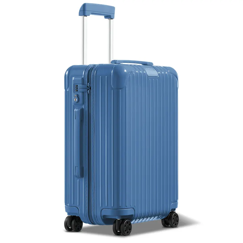 RIMOWA 中国区品牌大使 宋茜 演绎 RIMOW 行李箱 旅行拉杆款 輕便出行款