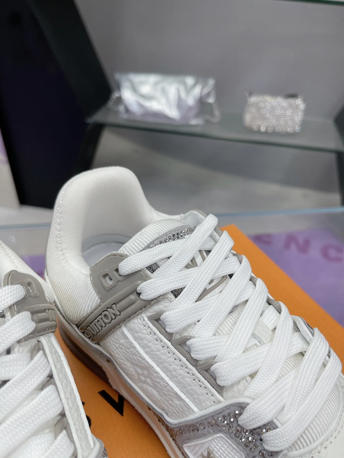 Louis Vuitton 运动鞋