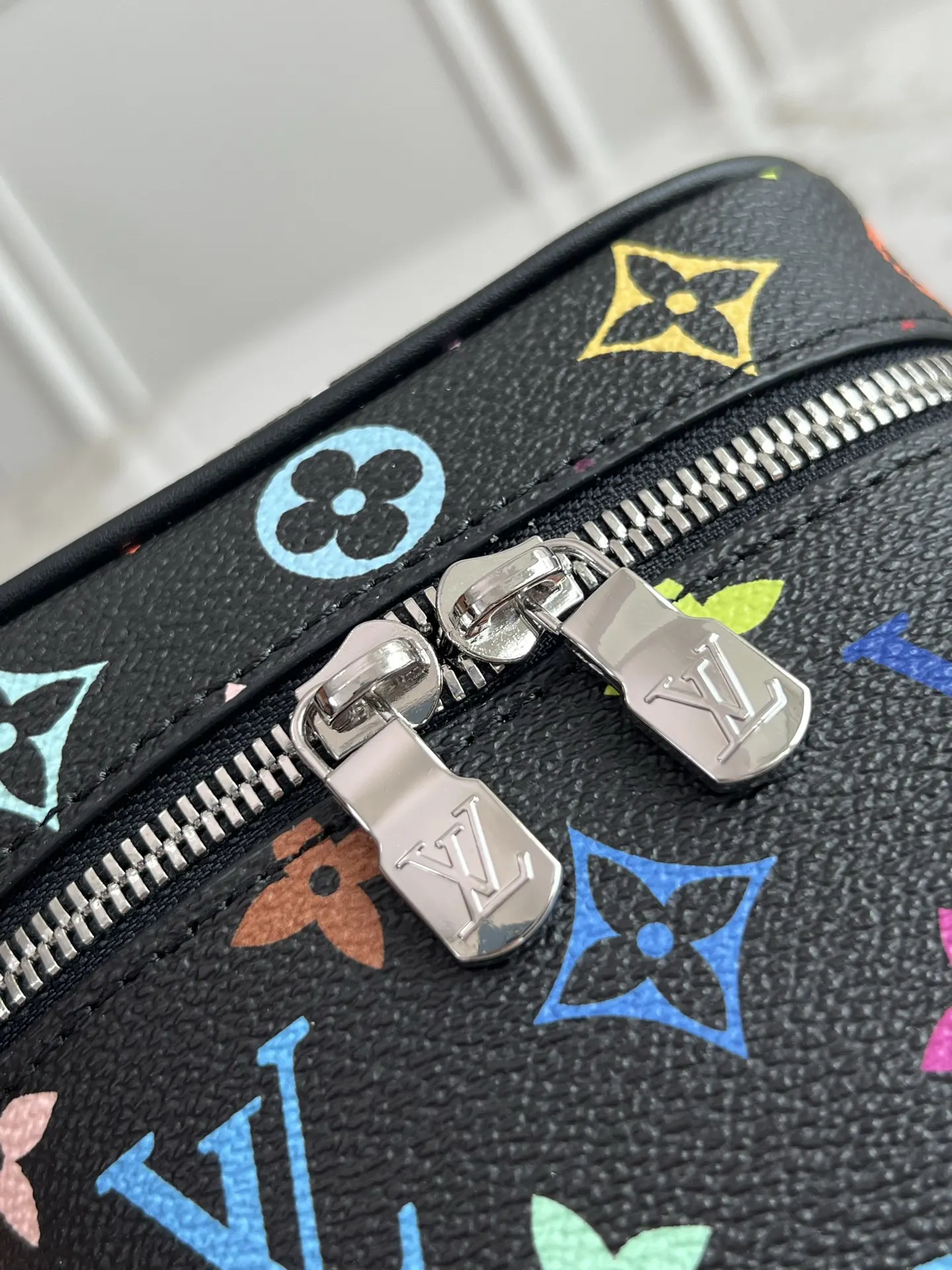 Louis Vuitton Cosmetic Pouch Canvas