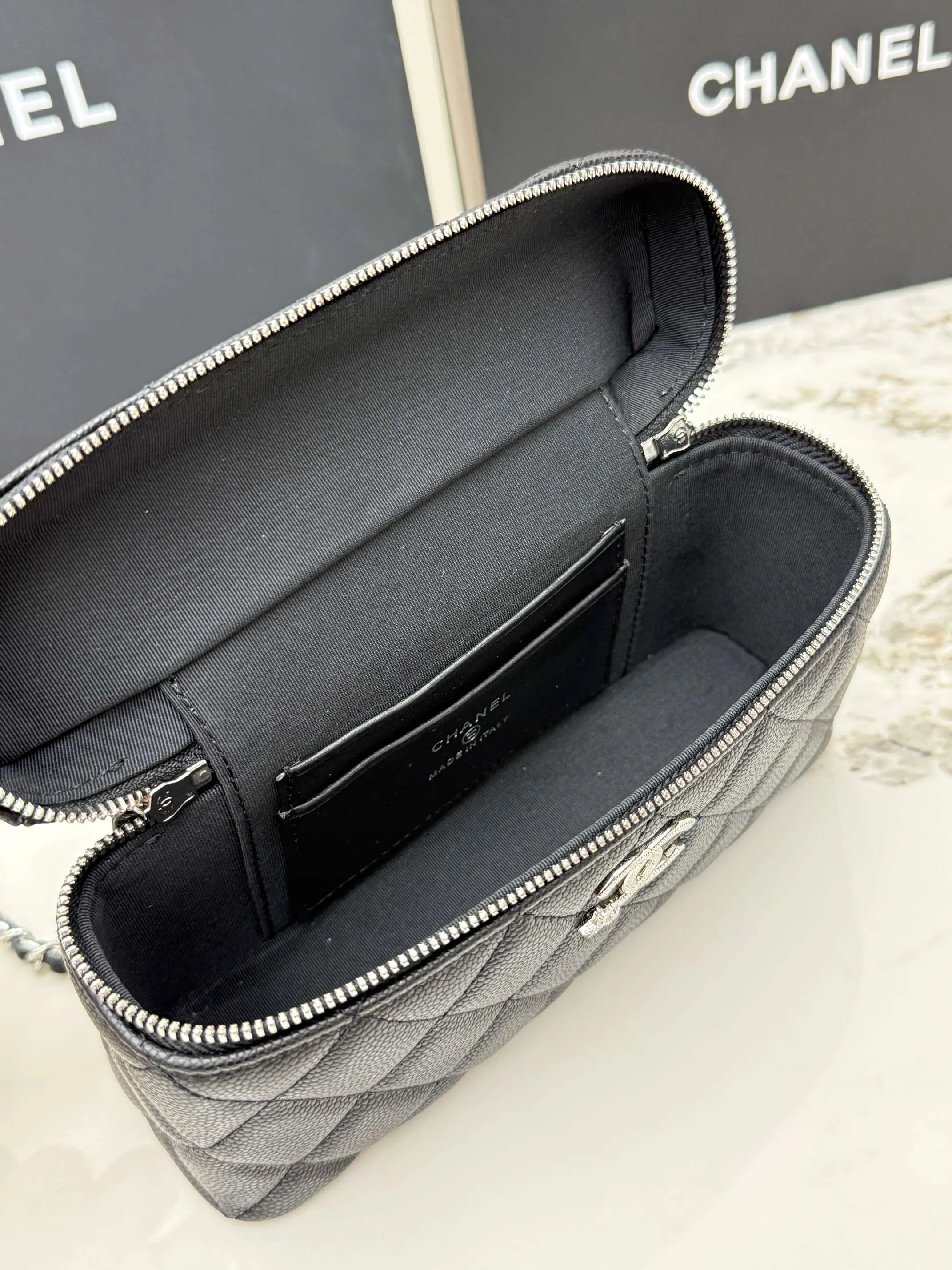 Silver Chain Bag Leather