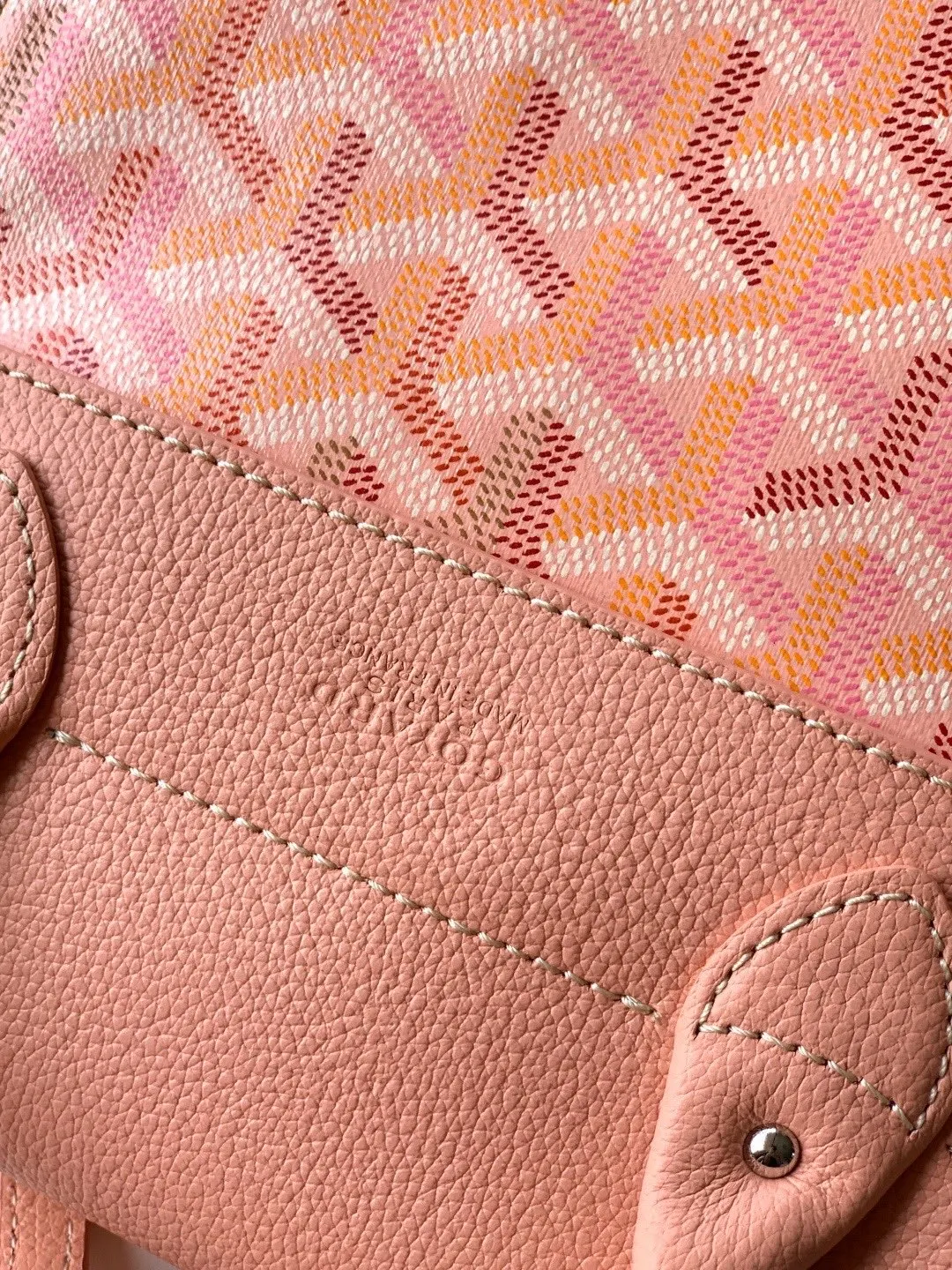 Goyard 帆布 樱花粉 双肩包 实用双肩款
