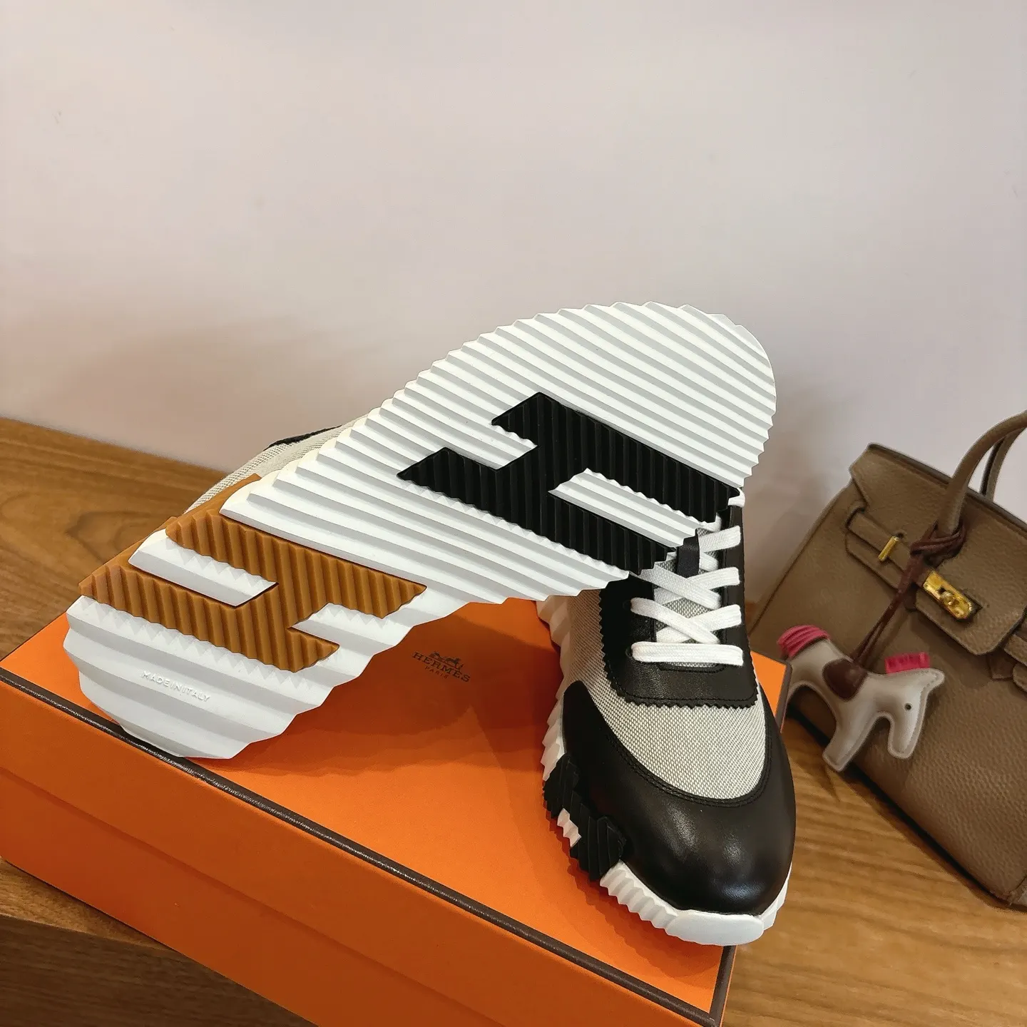 Hermès SS 运动鞋