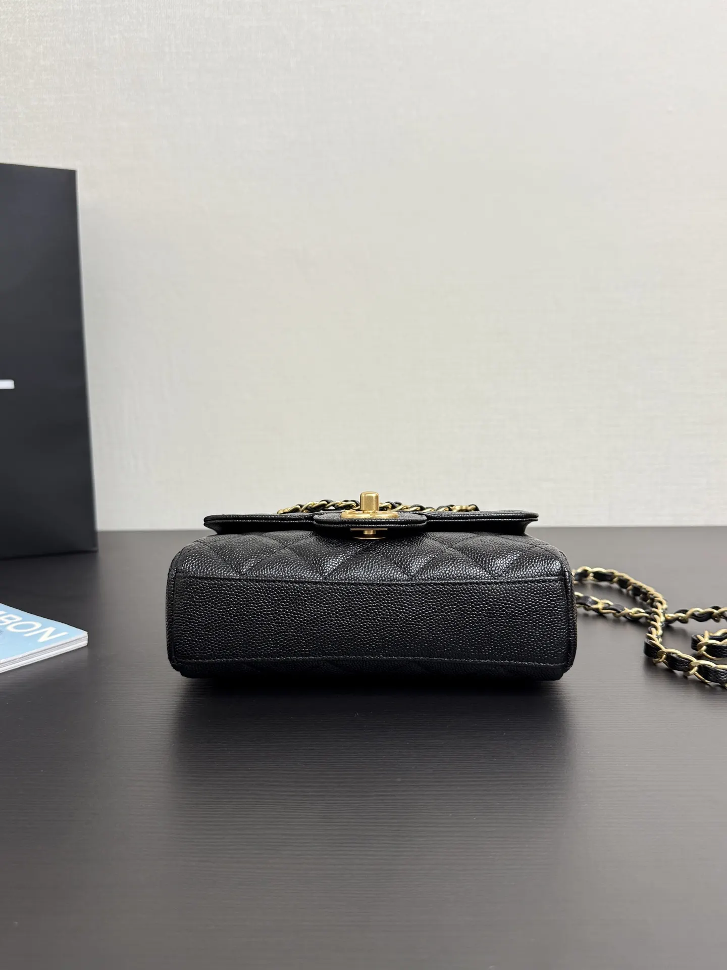 Chain Bag Leather
