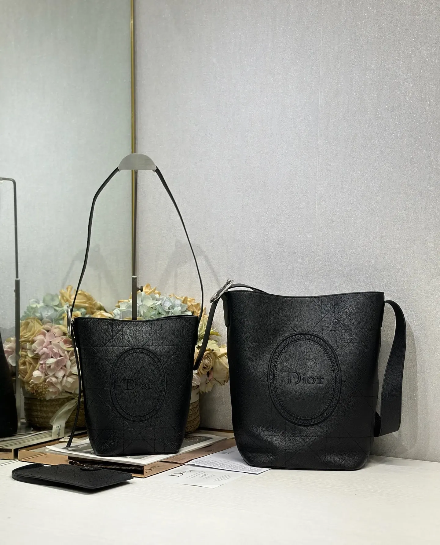 Dior Mdaillon 水桶包 种顏色 批 休閒水桶款
