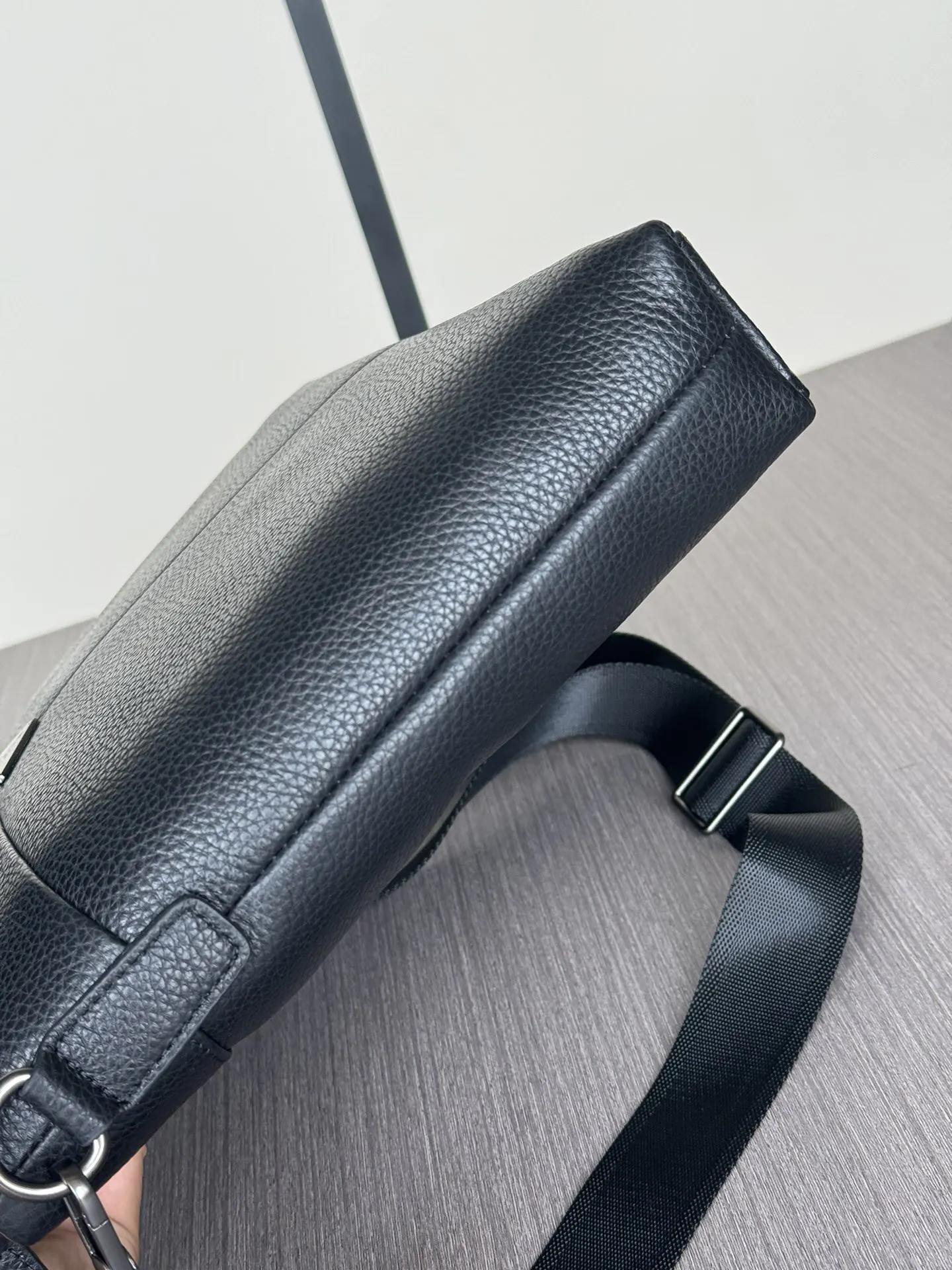 Prada 黑色 小牛皮 公文包 商務通勤款