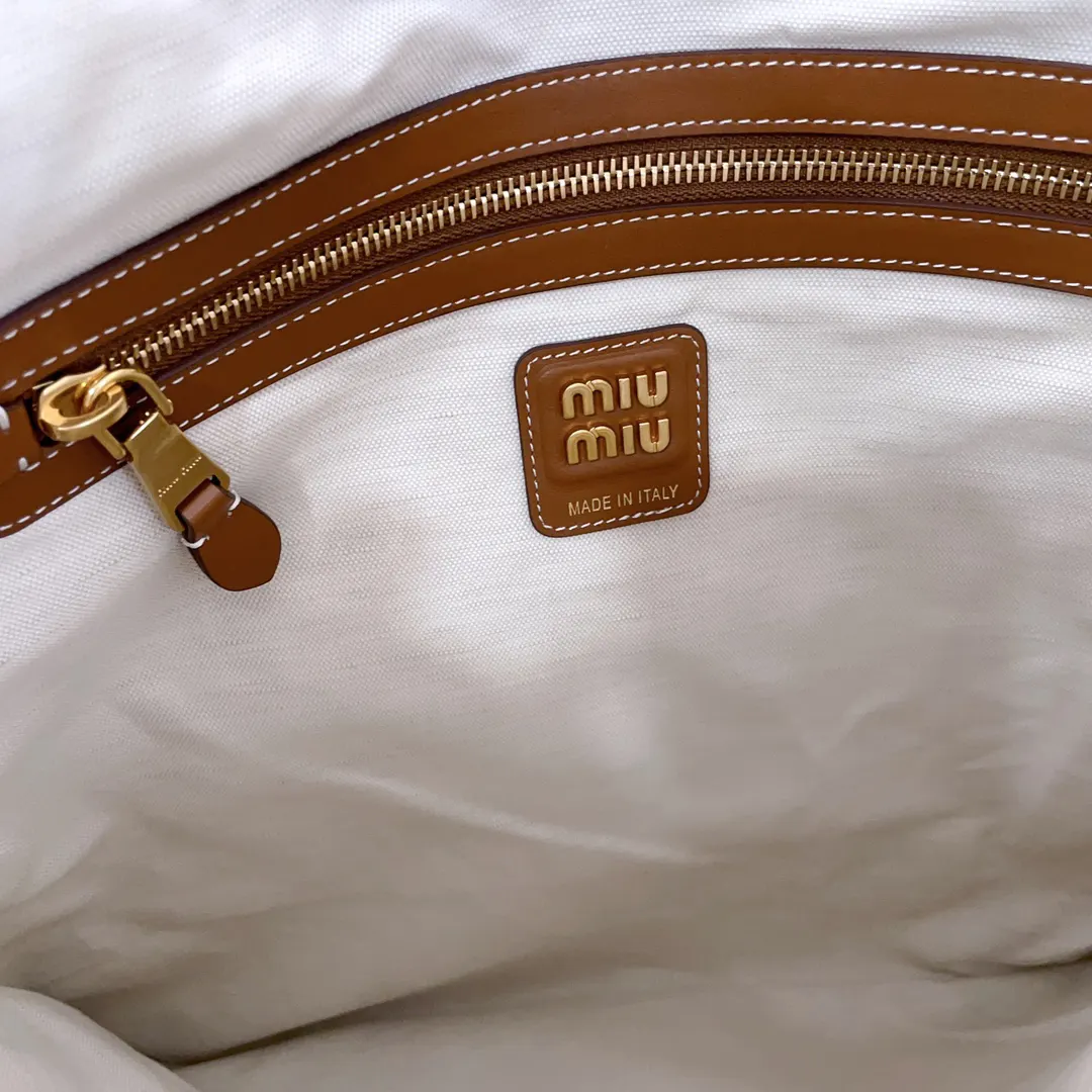 Miu 小牛皮 托特包 大容量托特款