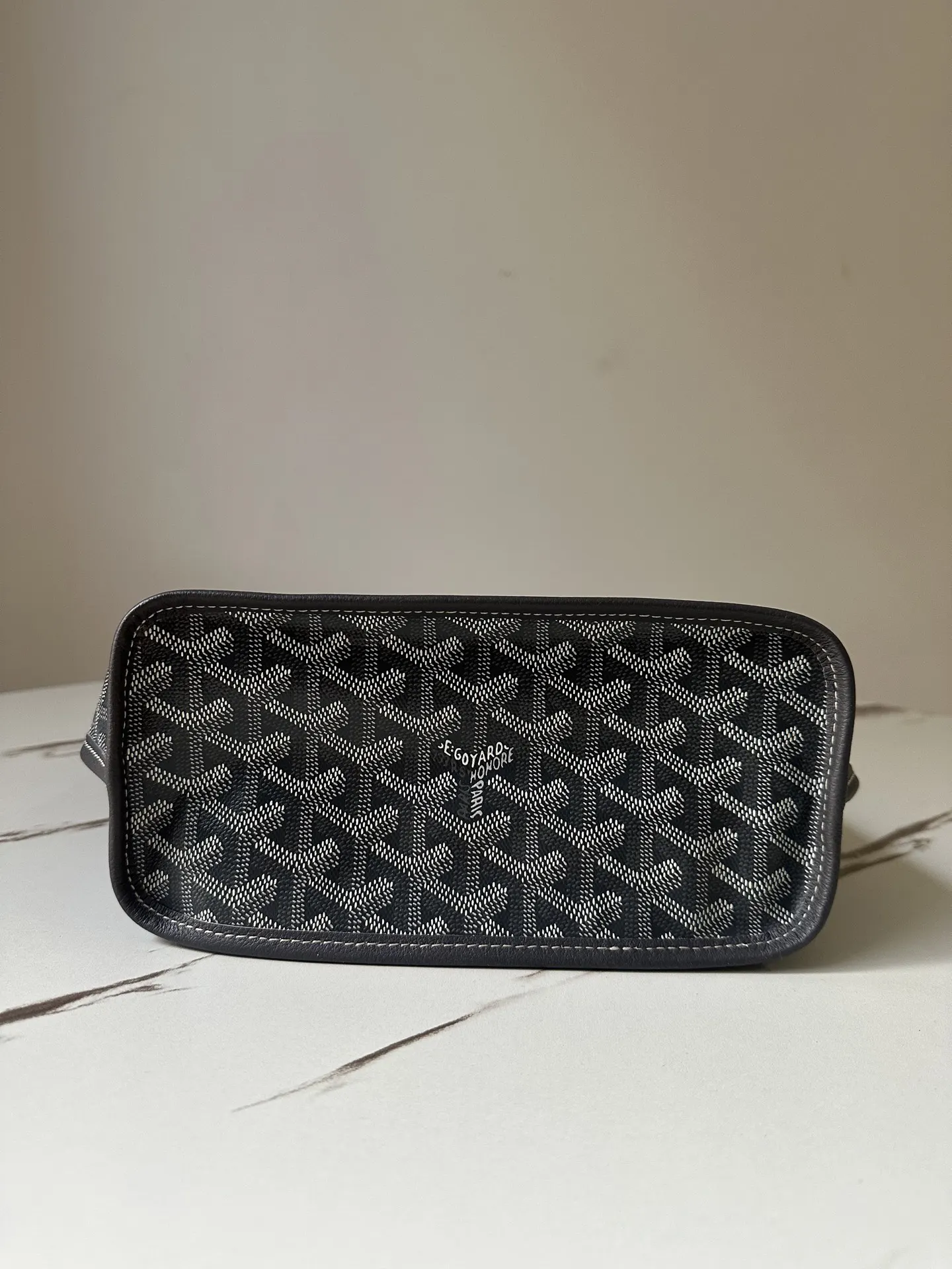 Goyard Gray Tote Bag Leather