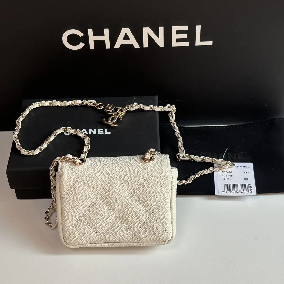 Chanel 迷你 白色 皮革 链条包