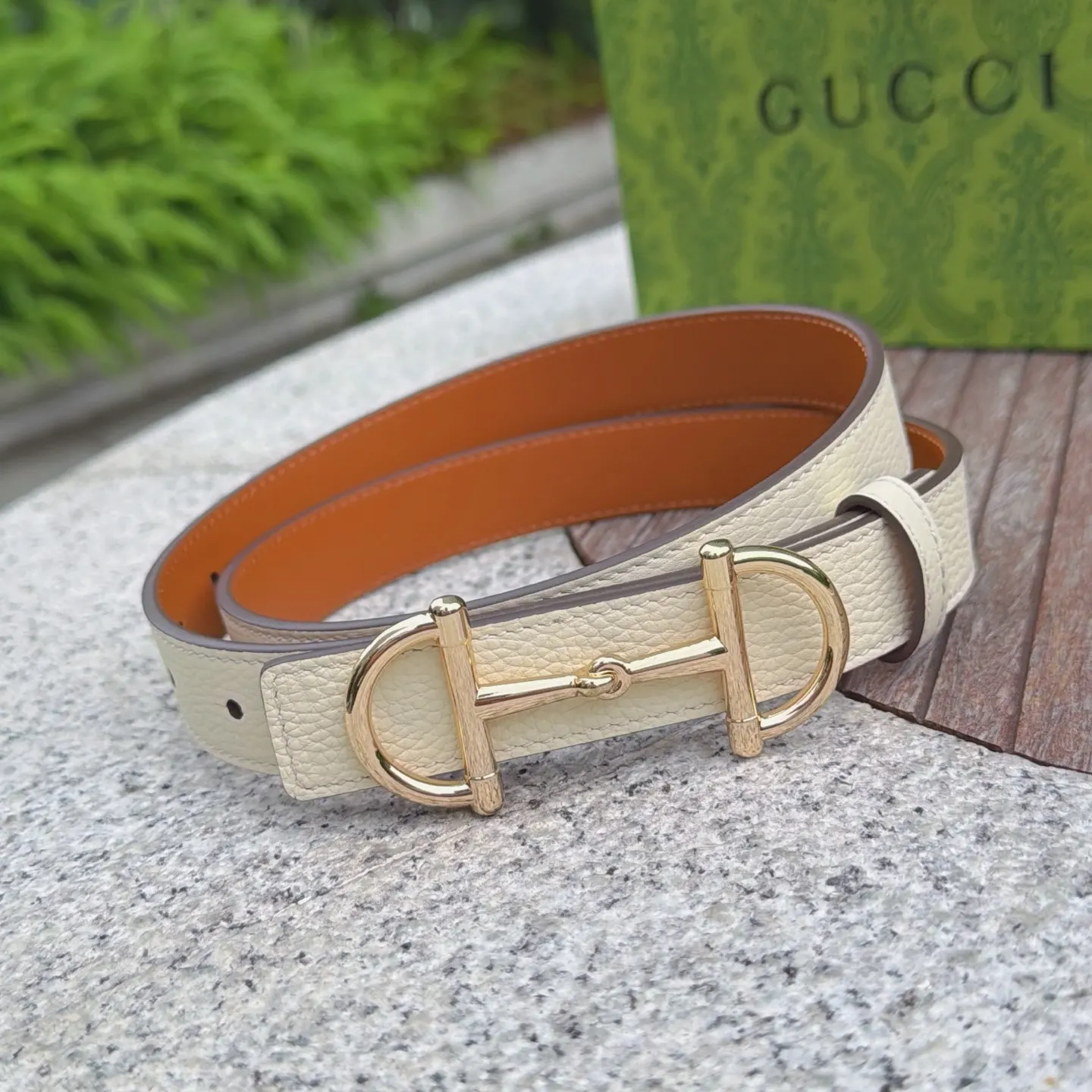 Gucci Double G Buckle Cowhide Double Sided Belt