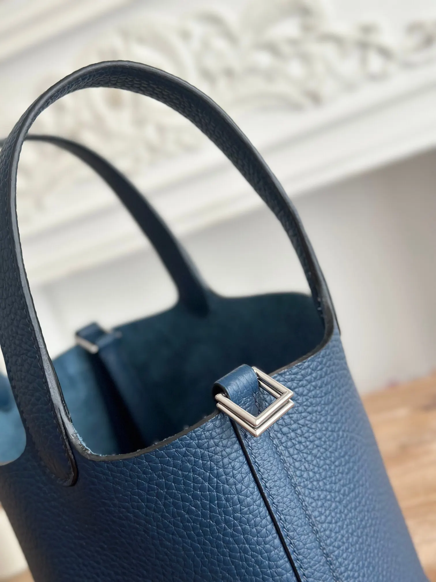 Hermès 宝石藍 牛皮 手提包 18cm