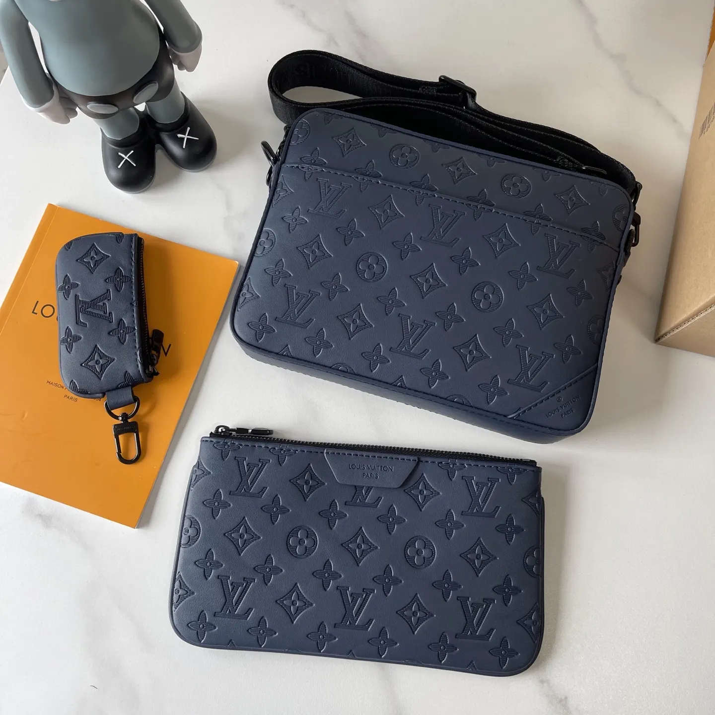 LV Trio Messenger 郵差包(數字4) LV Trio Messenger 郵差包(數字4)
