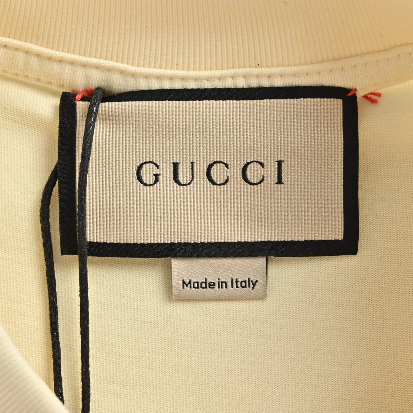 Gucci 粉色 Logo 字母 短袖T恤