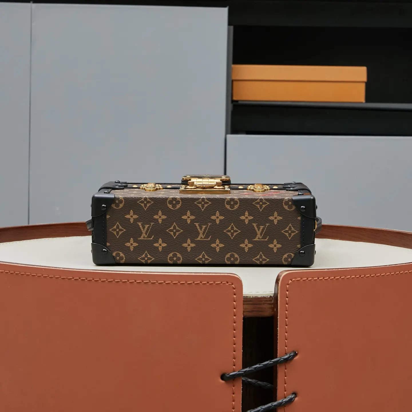 LV 牛皮 手拿包 精致手拿款