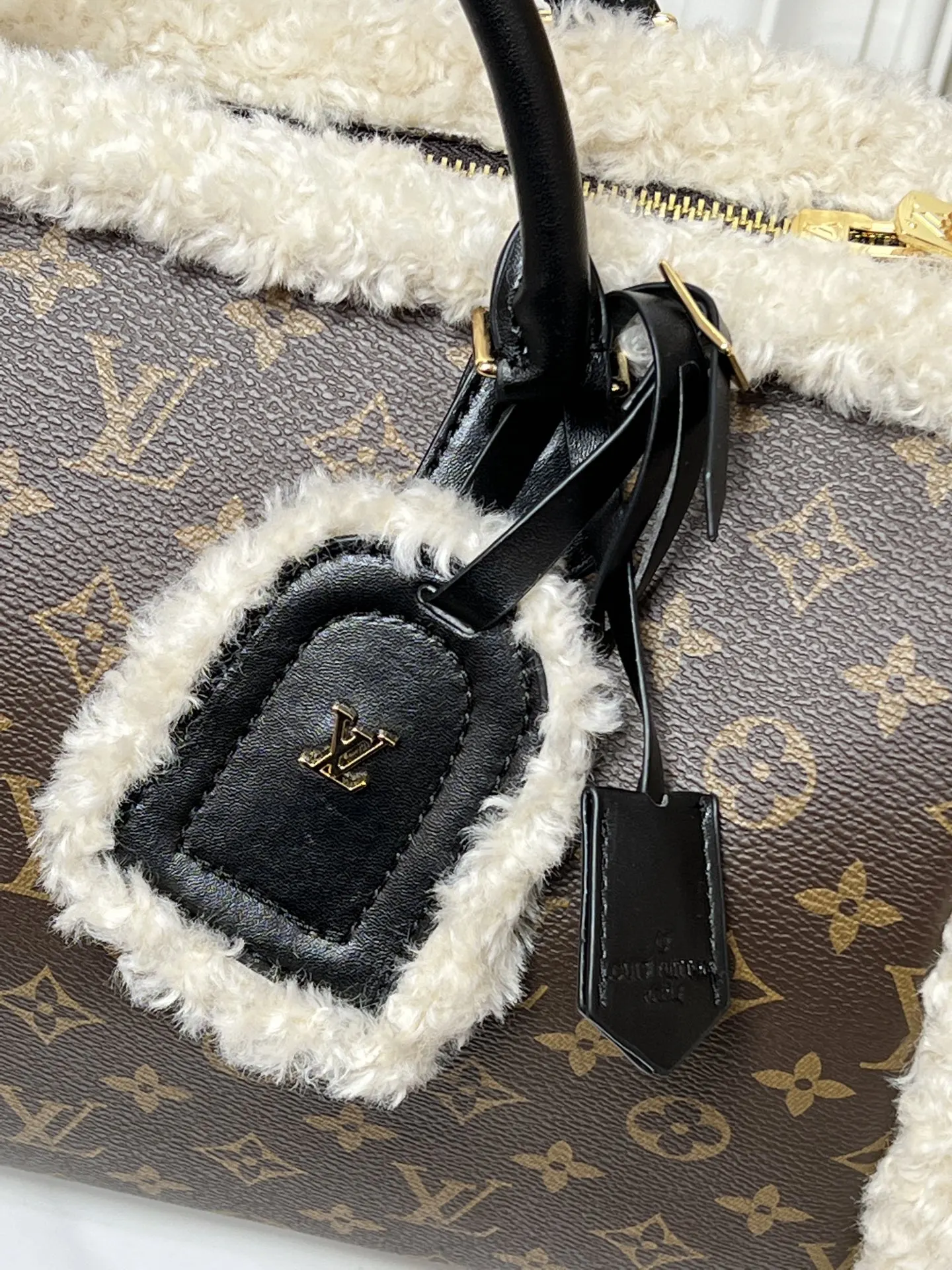 Fashion Item Travel Canvas