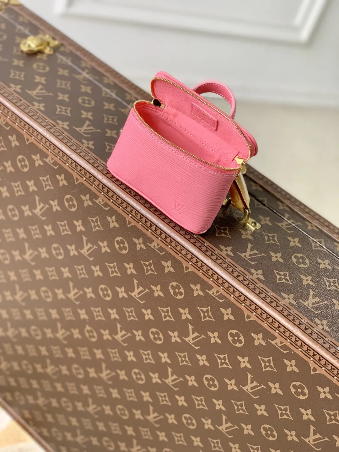 Louis Vuitton Pink Suitcase Travel Lightweight