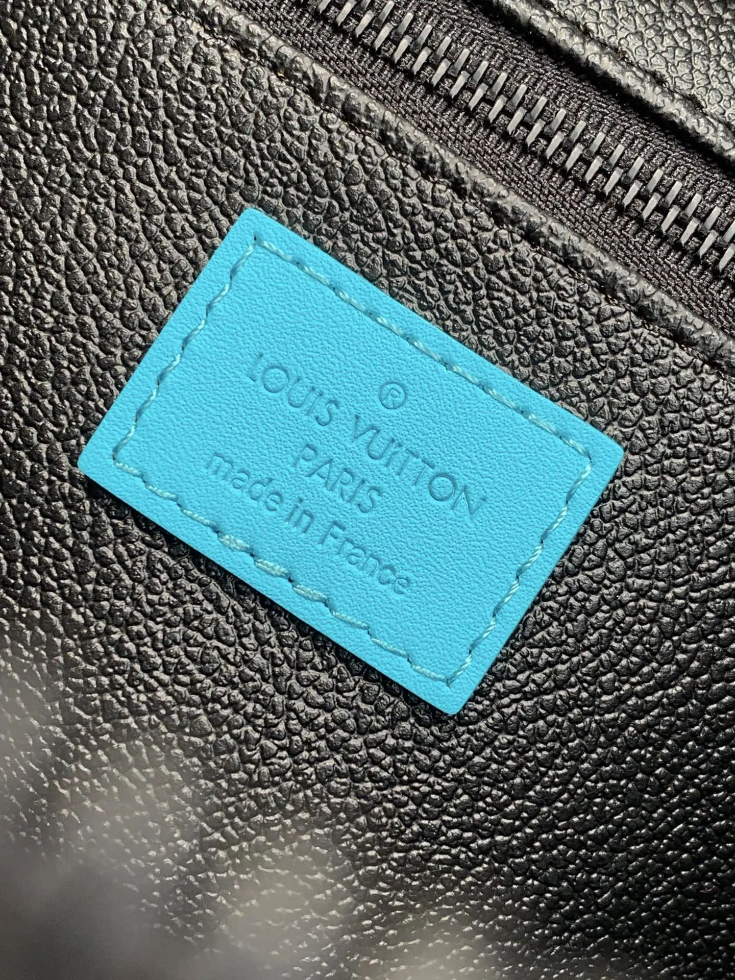 LV 牛皮 收纳包 旅行收纳款