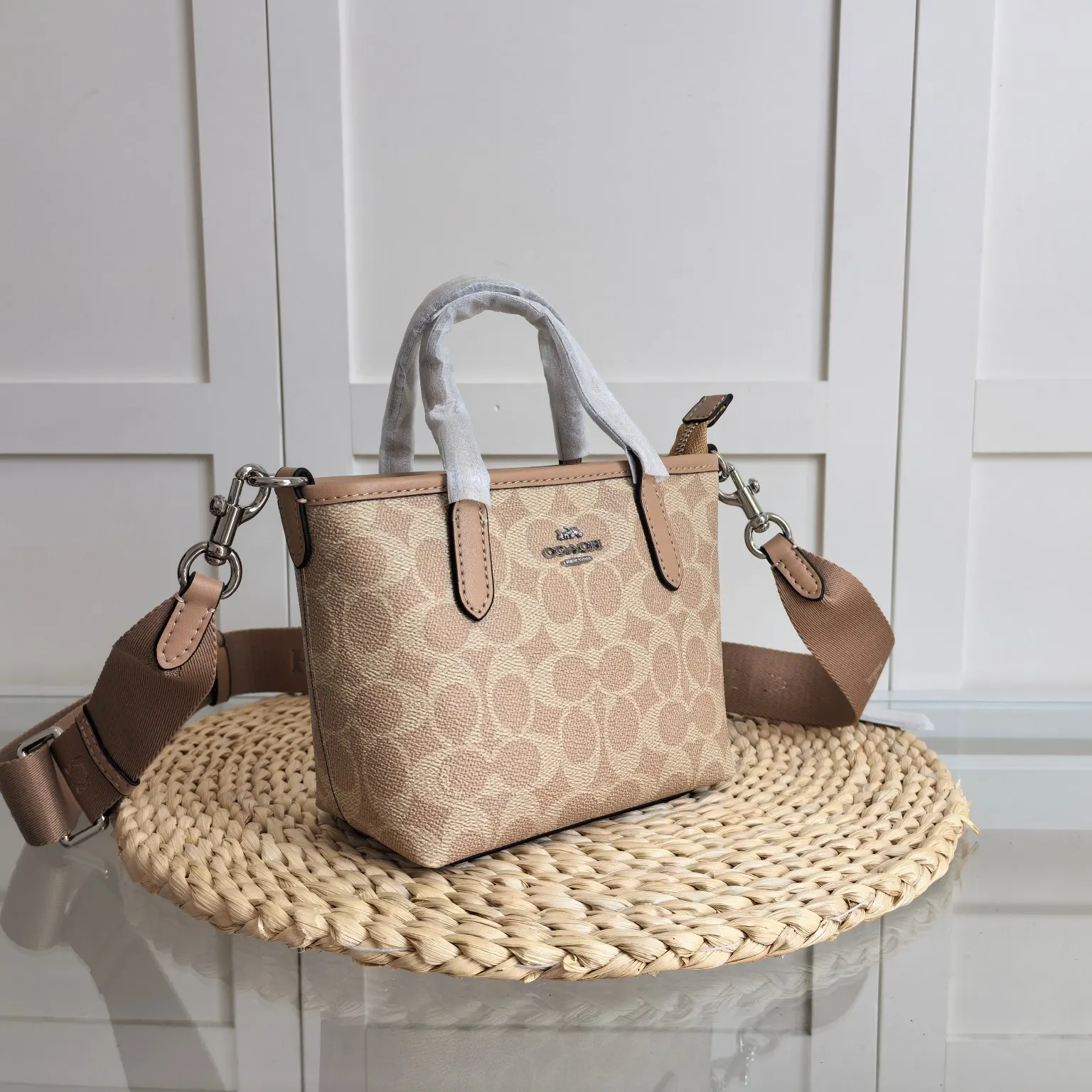 Coach 女mini city托 托特包 大容量托特款