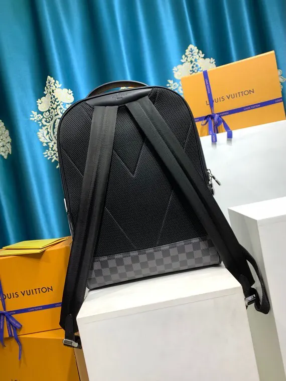 帆布 Avenue 雙肩包取材 Damier 实用雙肩款
