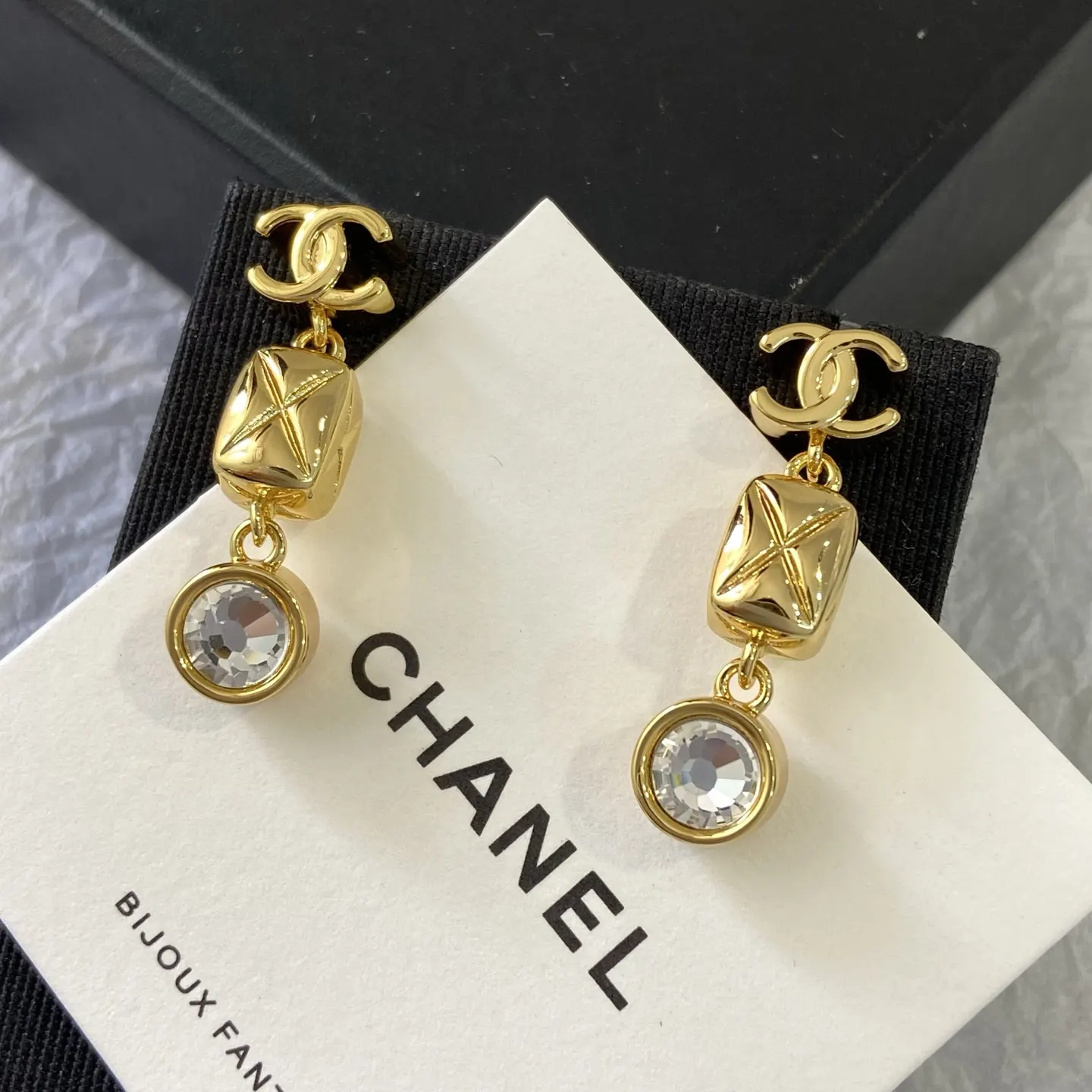 Louis Vuitton Fashion Item