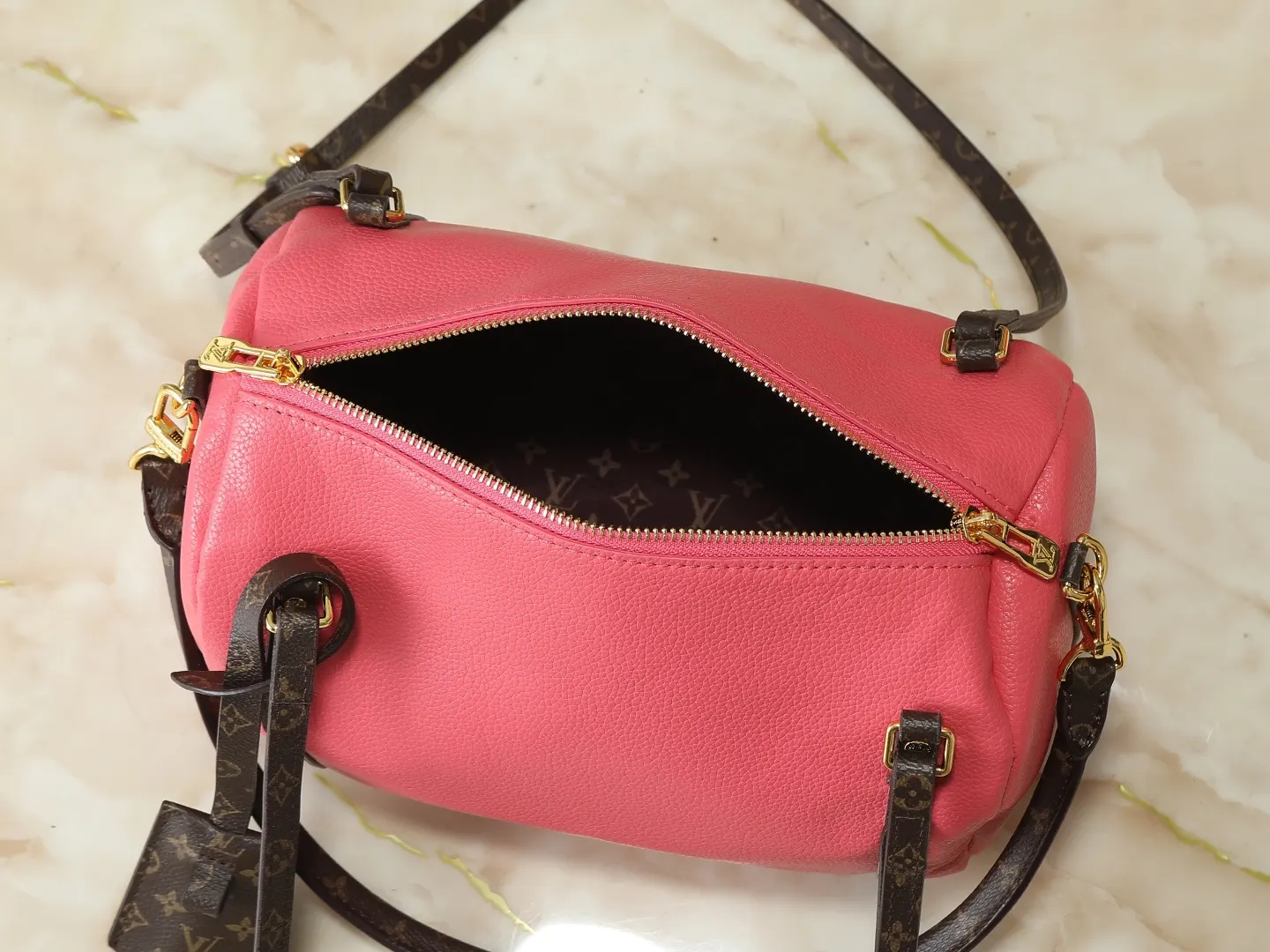 Louis Vuitton Fashion Item Travel Leather