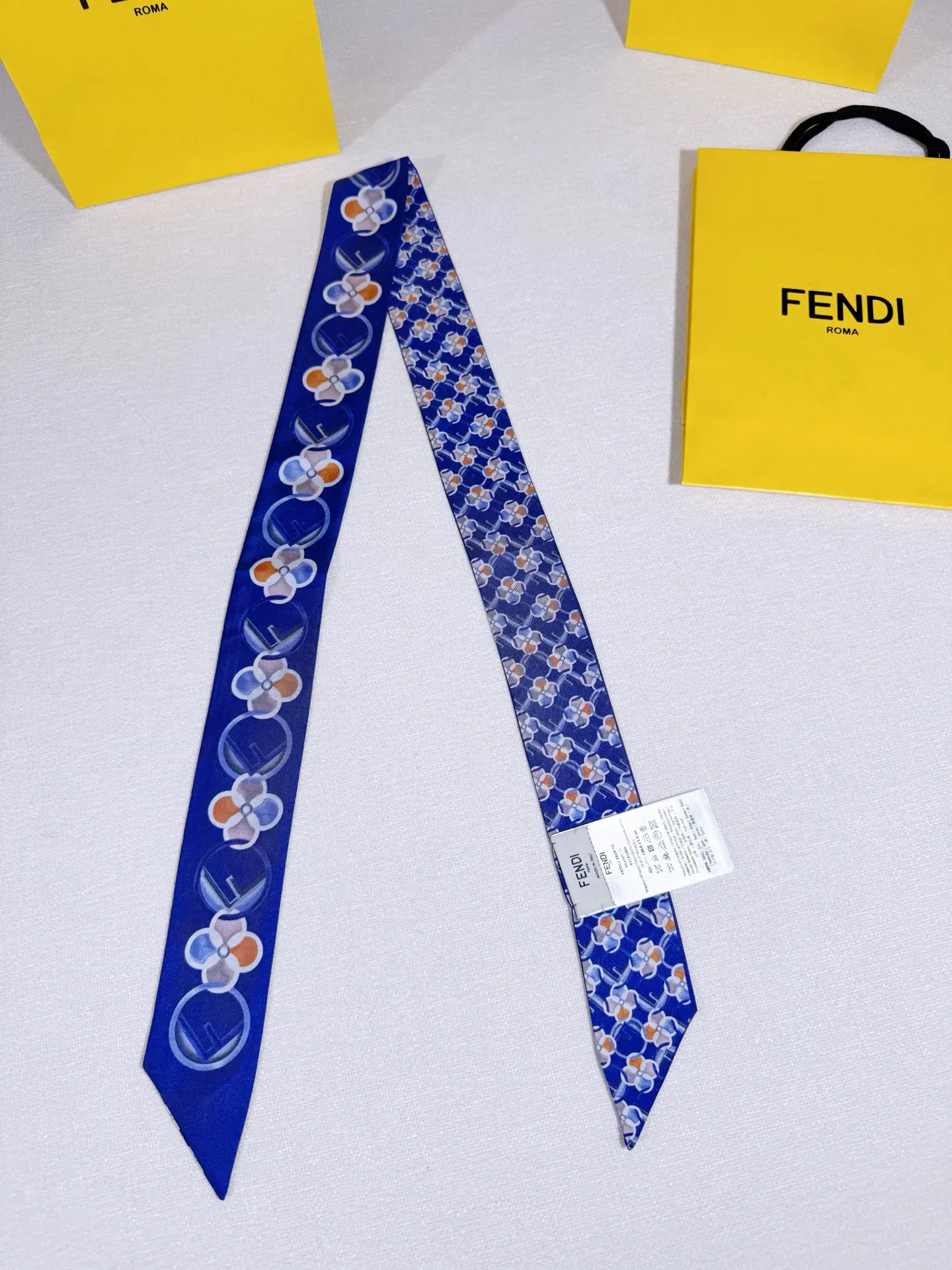 Fendi 蓝色 腰带 通勤百搭款 款2