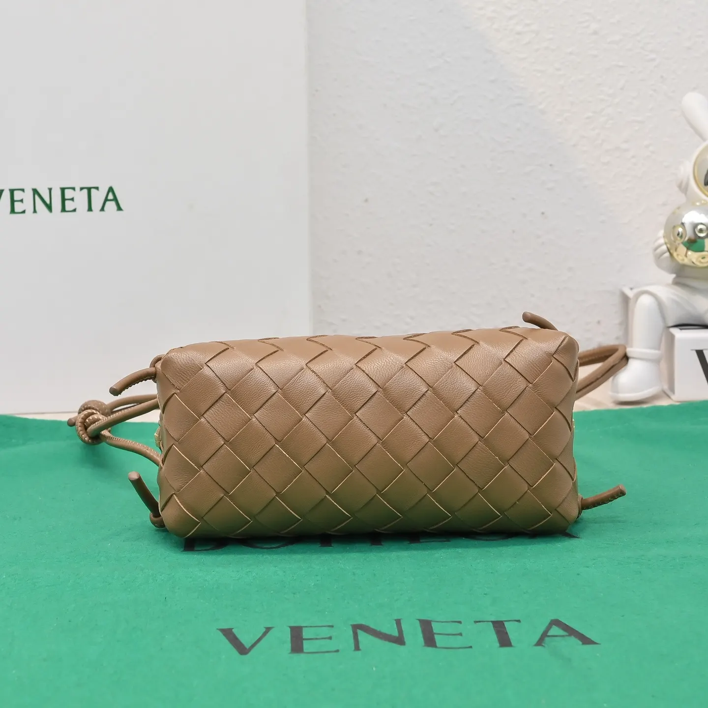 Bottega Veneta 腋下包 復古腋下背款