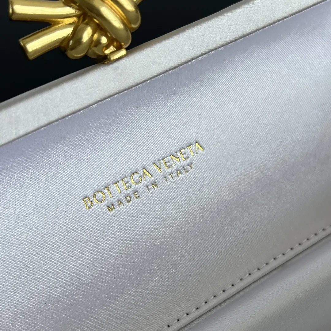 Cosmetic Pouch