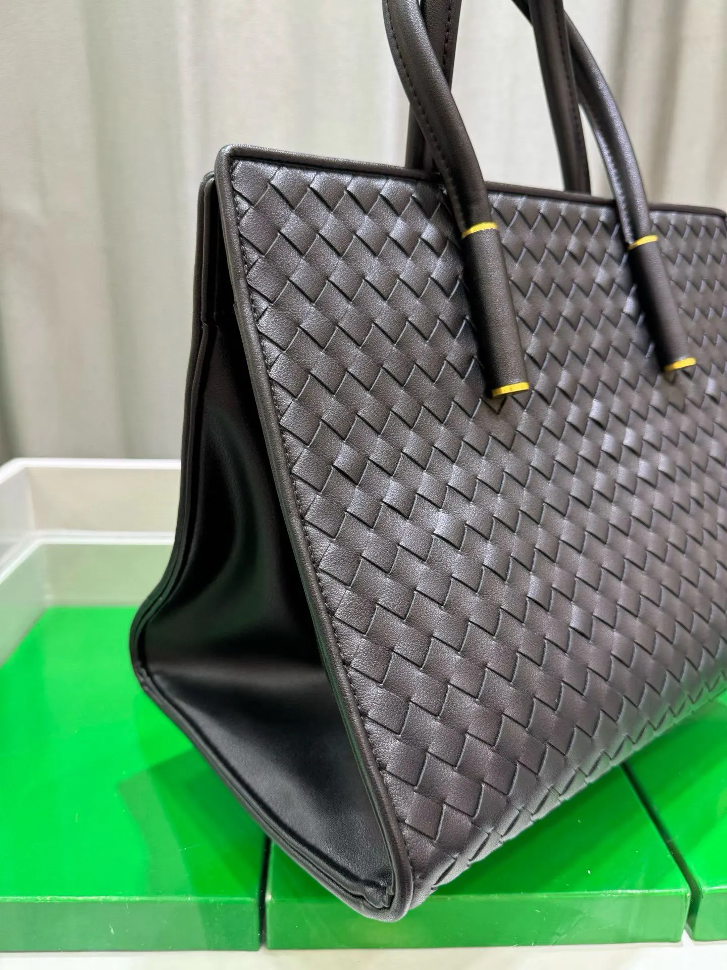 Bottega Veneta 托特包 大容量托特款