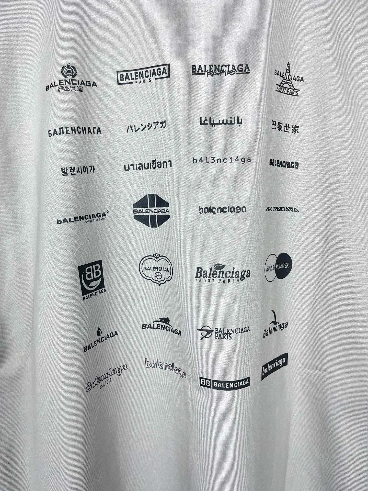Balenciaga 黑色 純棉 Logo 短袖T恤 宽松休閒(數字9) Balenciaga 黑色 純棉 Logo 短袖T恤 宽松休閒(數字9)