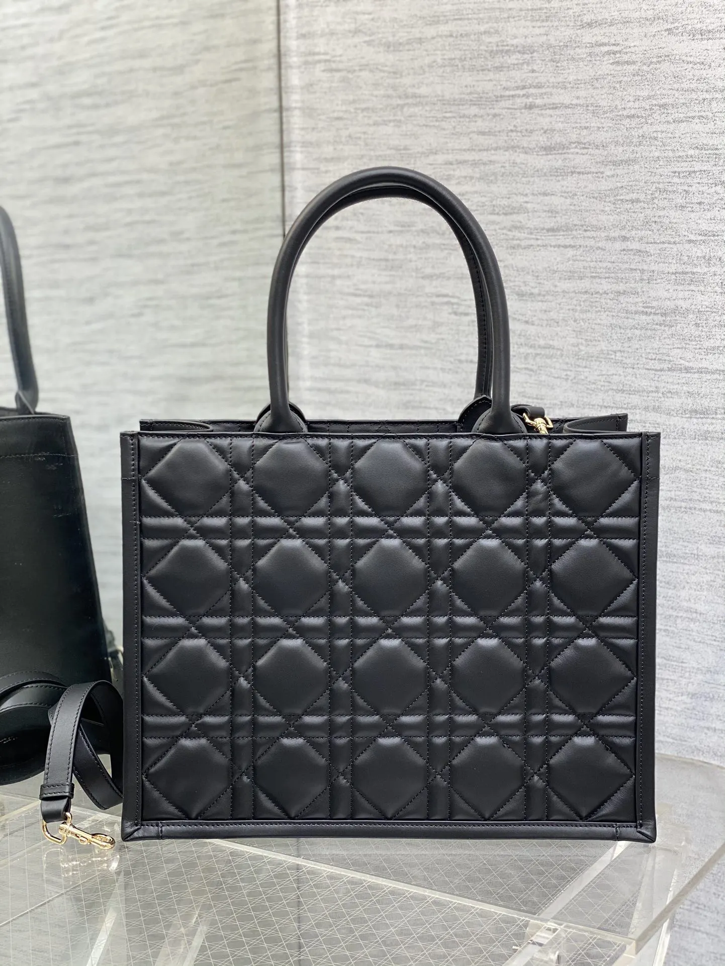 Dior 小牛皮托特包 大容量通勤