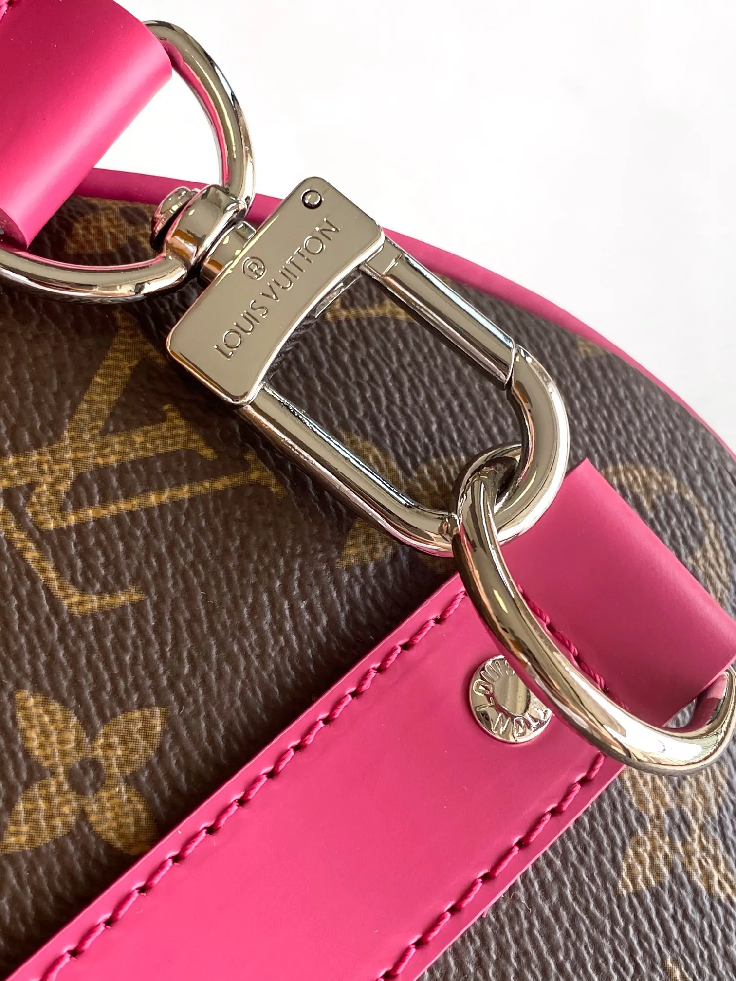 Louis Vuitton Fashion Item Travel Leather