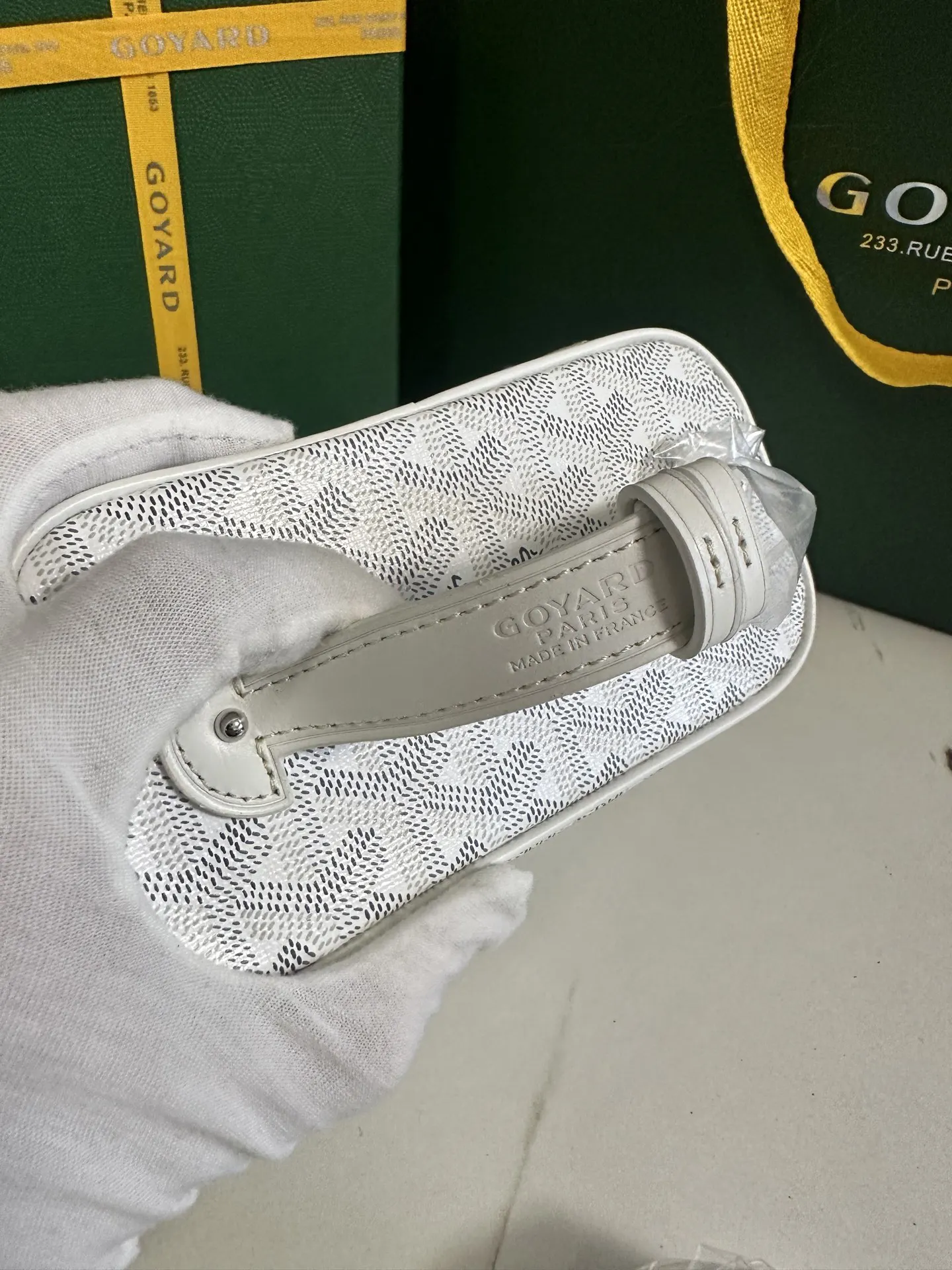 Goyard 黄色 小牛皮 化妆包 便携收纳款