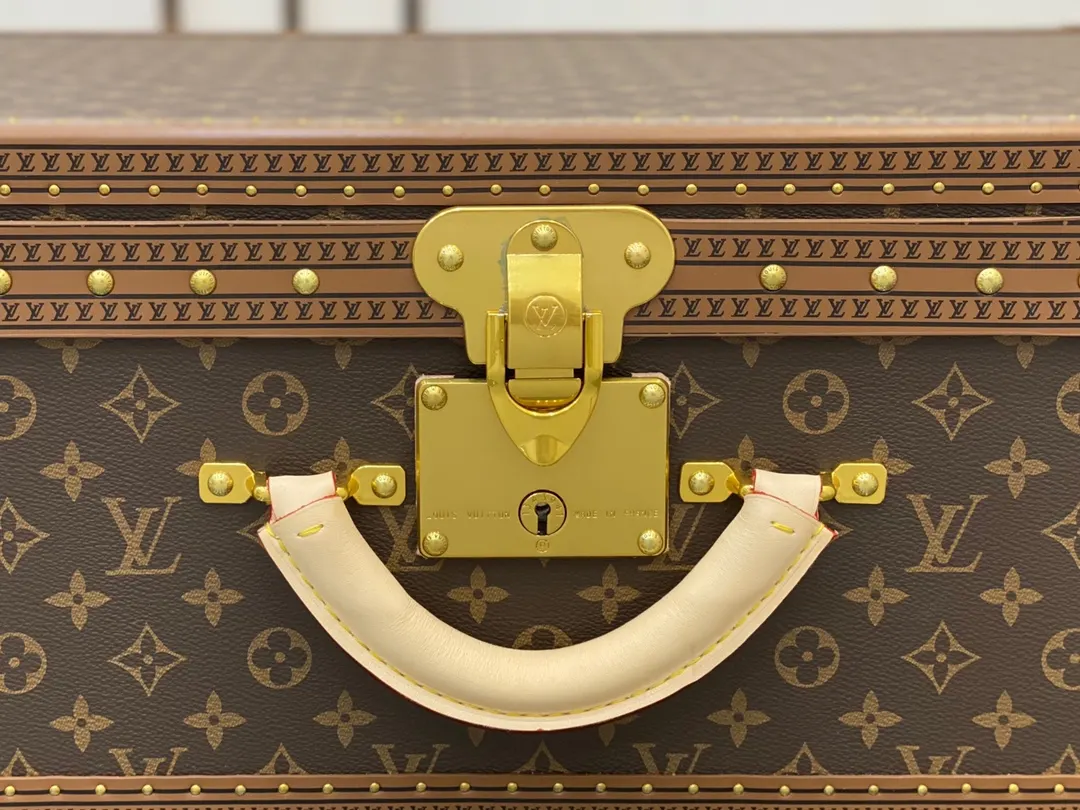 LV 金色 帆布 硬箱 纯铜五金 硬箱 著名的 行李箱 旅行拉杆款 轻便出行款