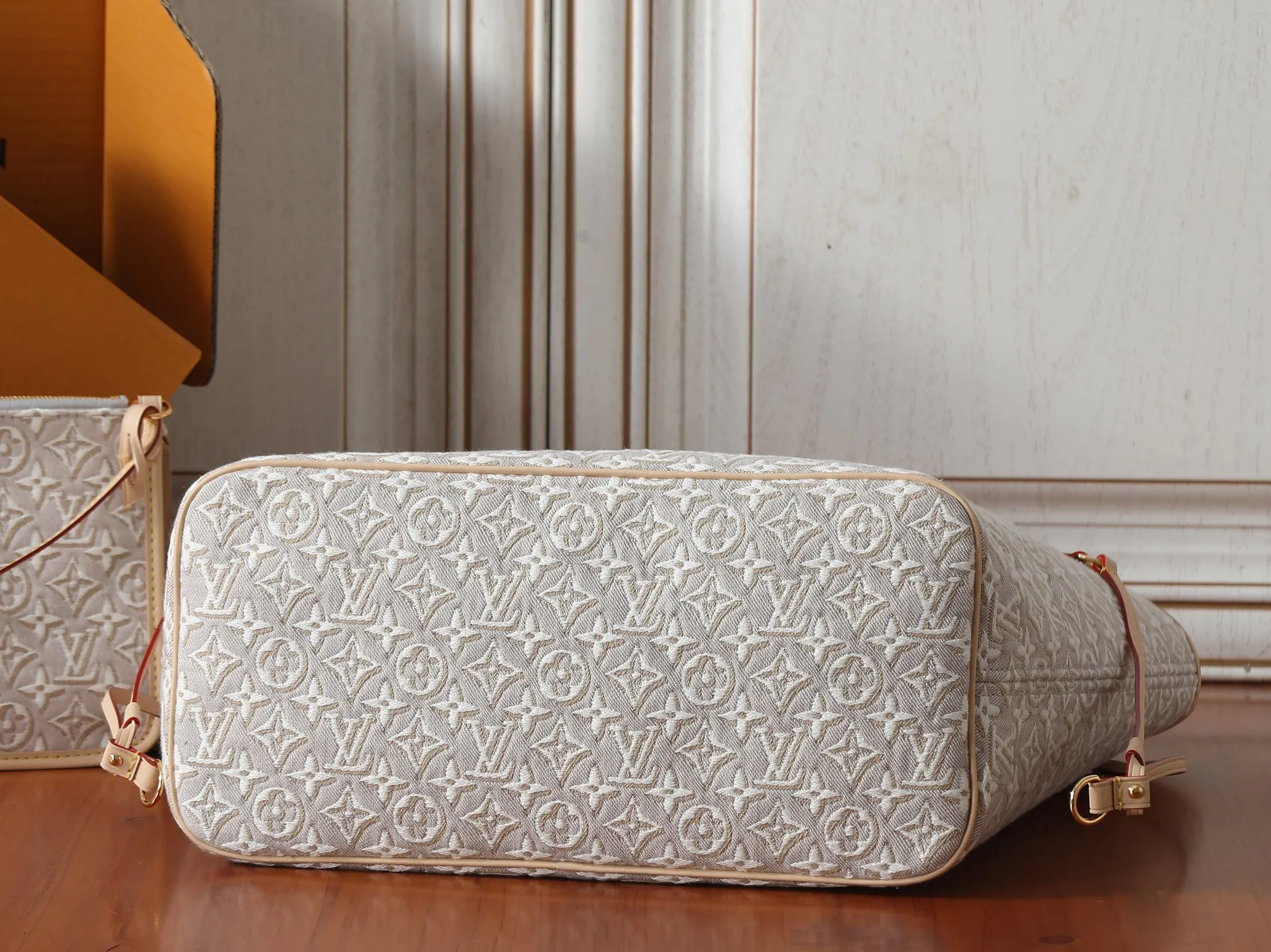 LV Neverfull 金色 牛皮 手提包 通勤手提款