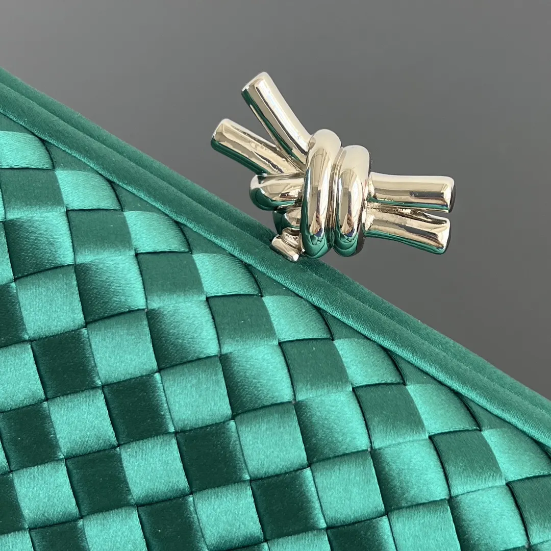 Bottega Veneta 化妆包 便携收纳款