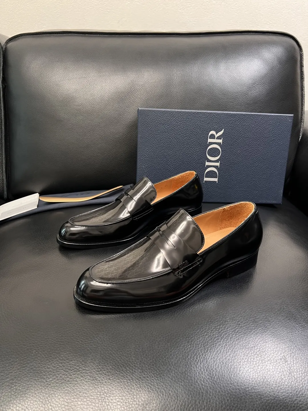 Dior 黑色牛皮乐福鞋 经典百搭款